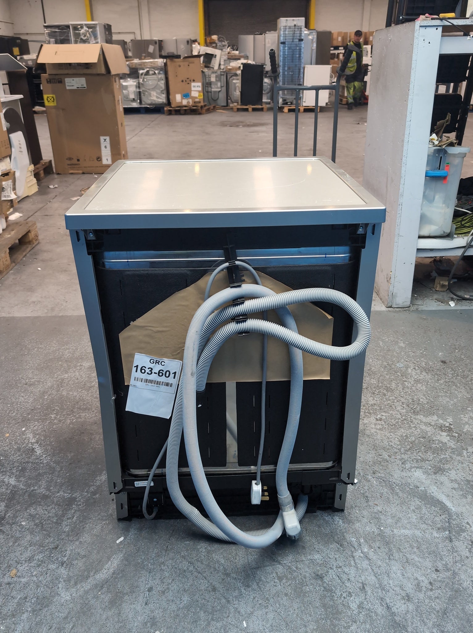 #GRC-163-601 - Samsung 13 Place Setting Freestanding Dishwasher – WaterJet Clean, WiFi Connected, Silver