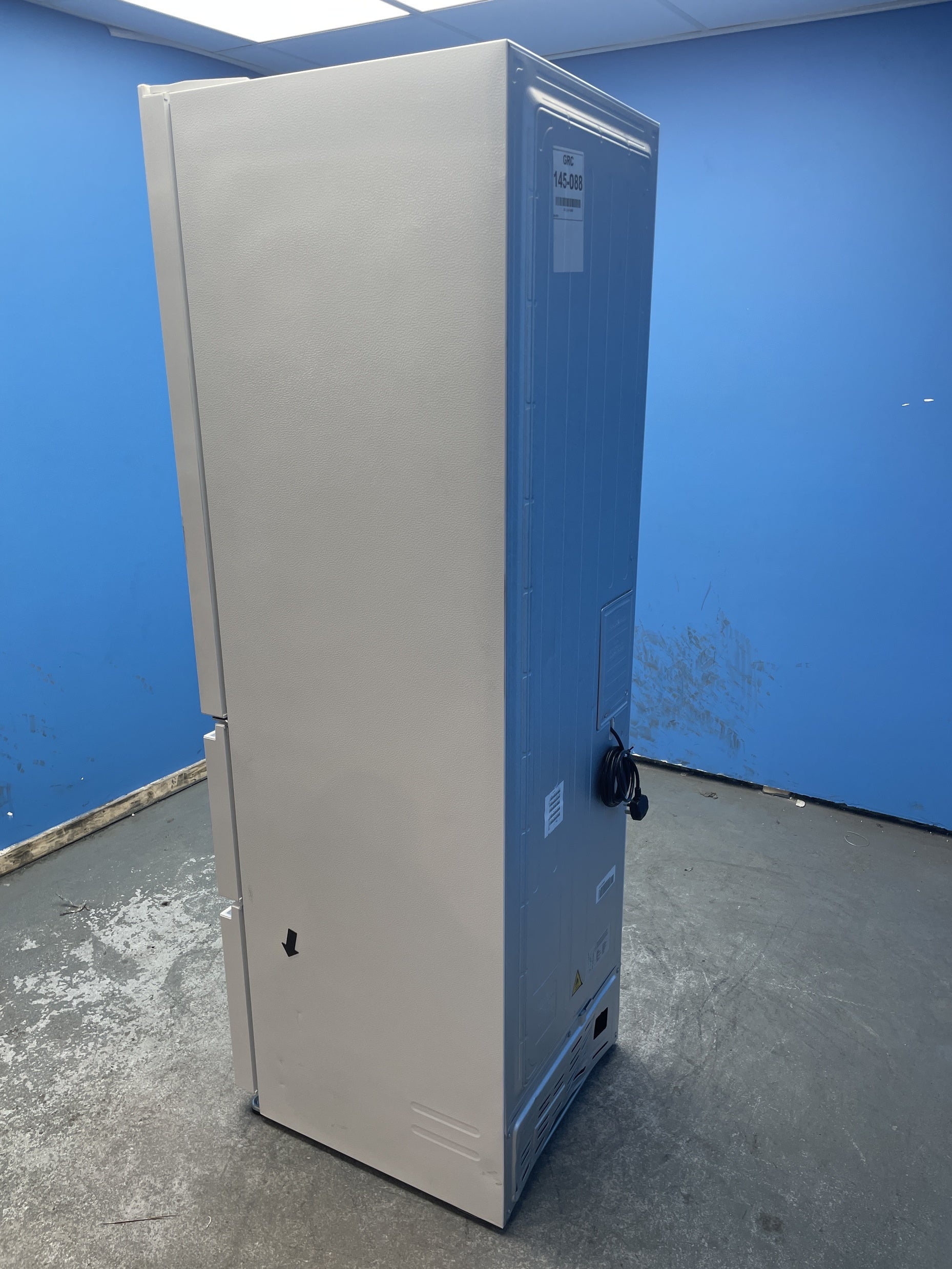 #GRC-145-088 - Haier 3D 55 Series 3 HTR3518ENMWK 60/40 Fridge Freezer