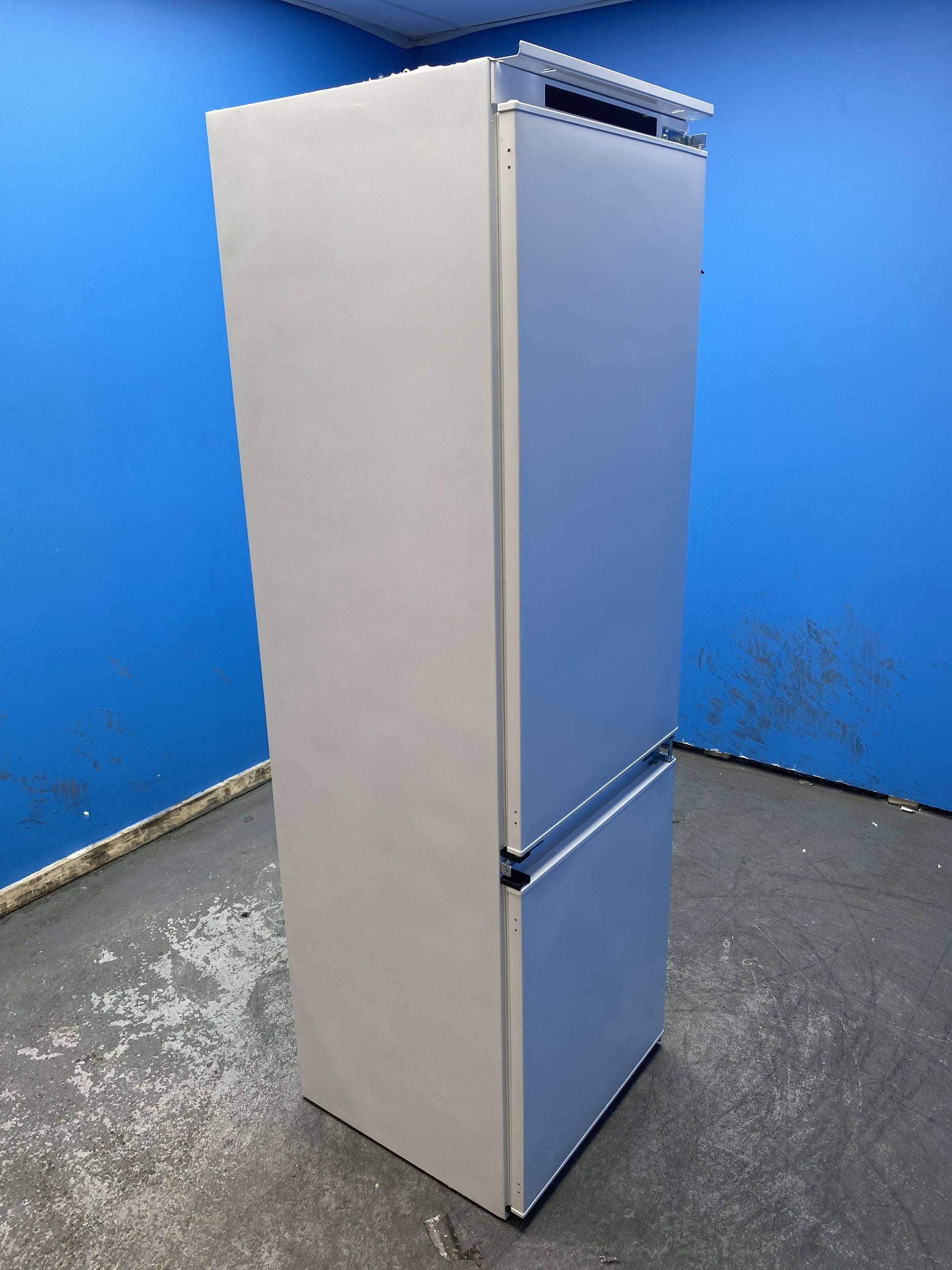 #GRC-155-442 - Candy CBBMT18EK Integrated 244 Litre Smart Fridge Freezer