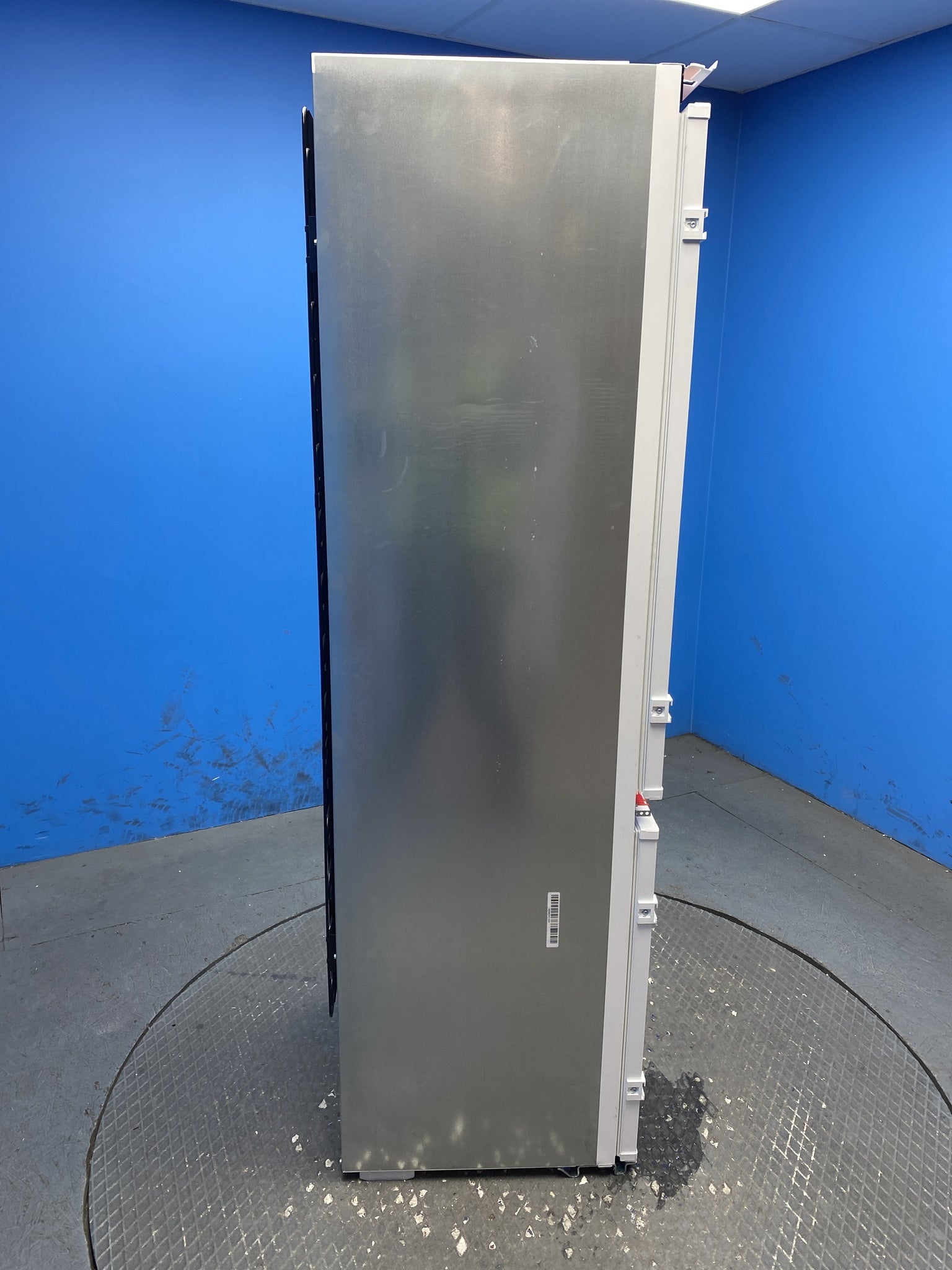 AEG 8000 Series TSC8M181CS 248 Litre No frost Fridge Freezer