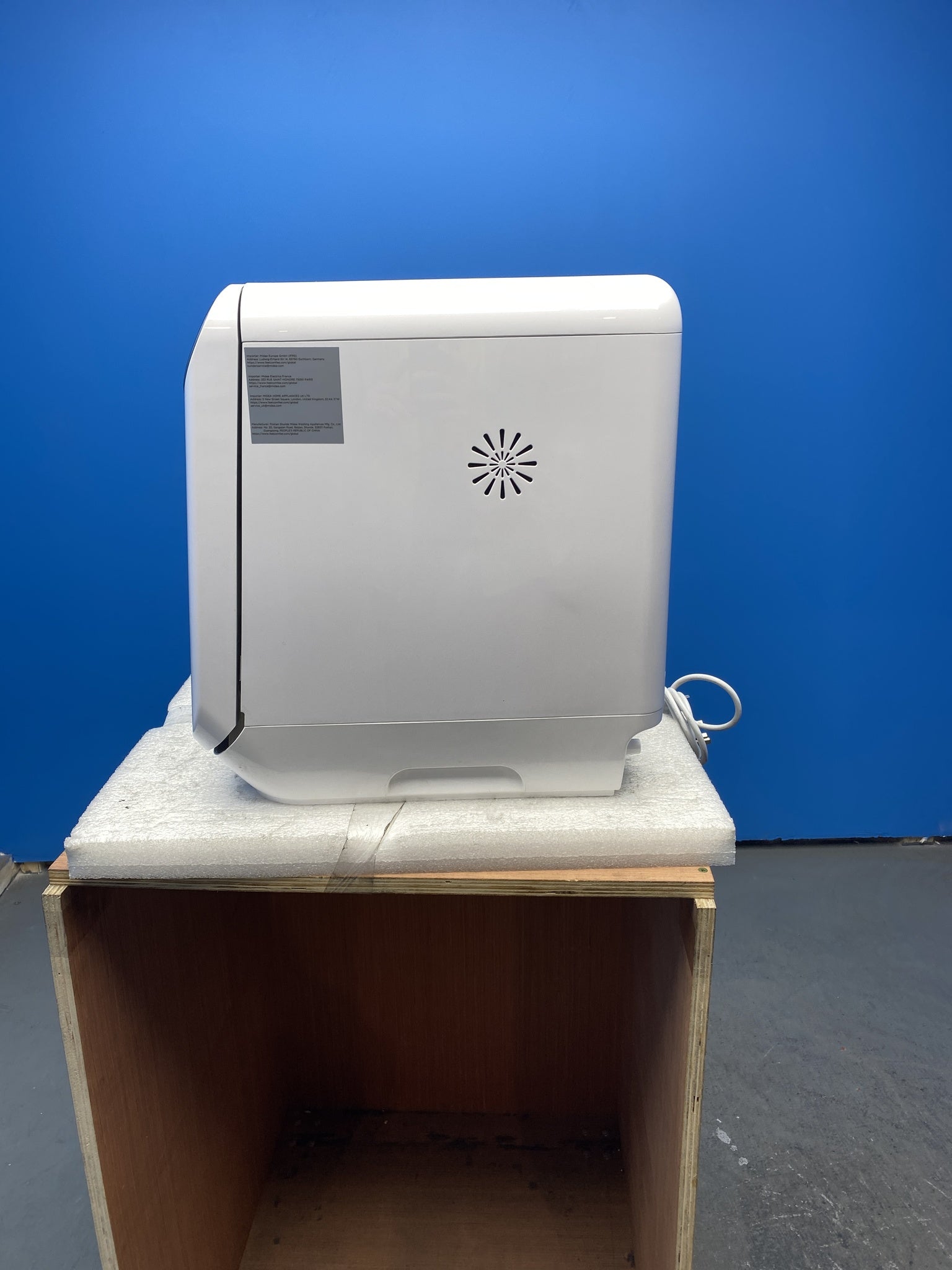 COMFEE' CDWMT305W Mini Plus Tabletop Dishwasher