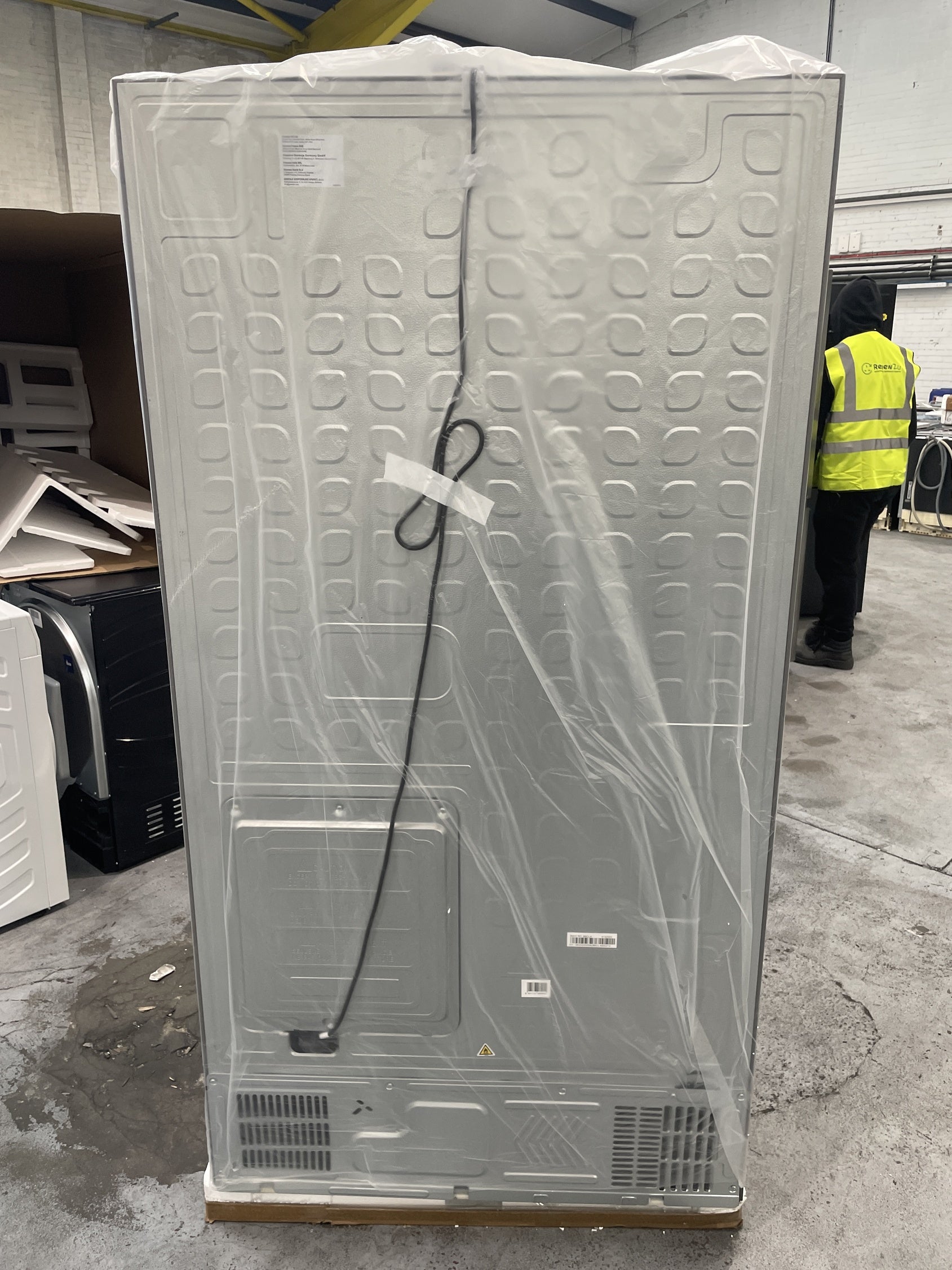 #GRC-143-634 - Hisense RF749N4SWSE 579L French Door Fridge Freezer