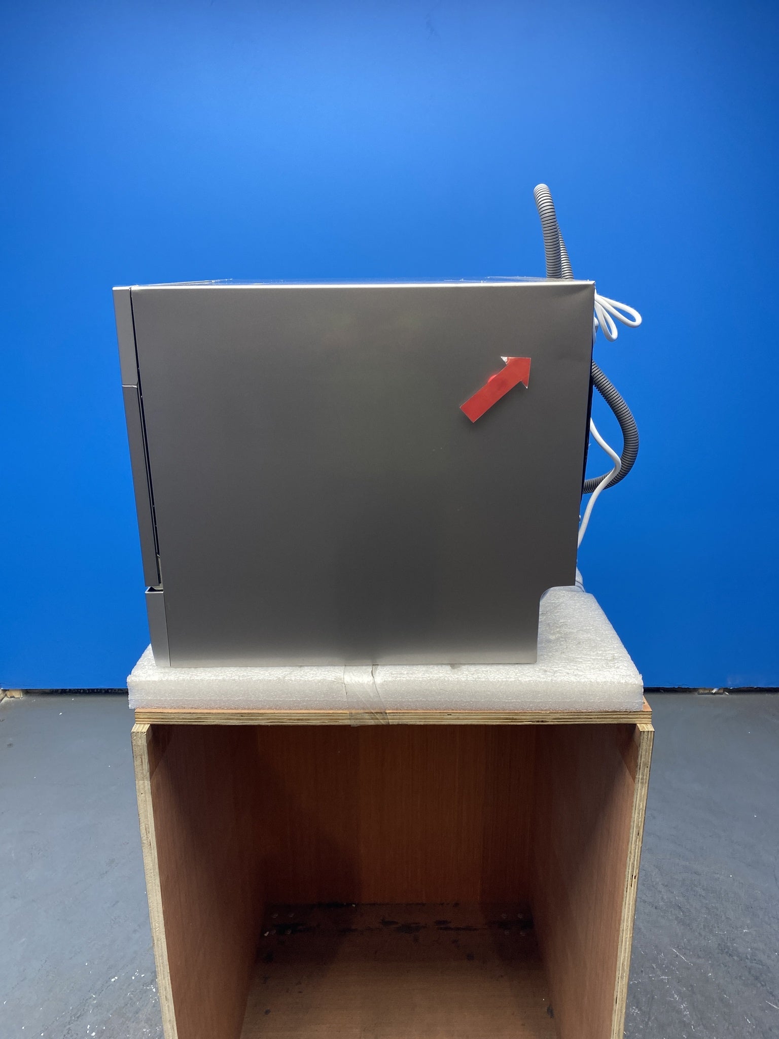 COMFEE' KWH-TD602E-S 6 Place Setting Countertop Dishwasher