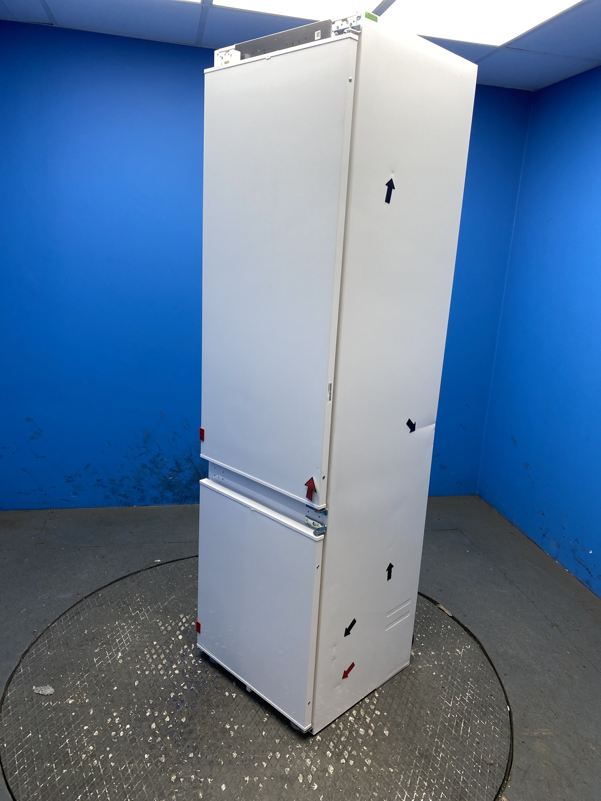 #GRC-156-814 - Hoover HONBQT3519EWK H-FRIDGE 400 Integrated No Frost 284L Fridge Freezer