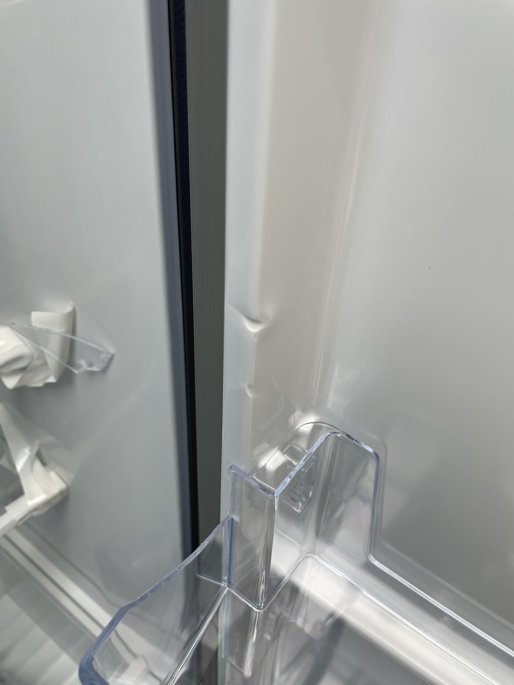 #GRC-157-491 - Hisense RL415N4ACE Tall 322 Litre No Frost  Larder Fridge