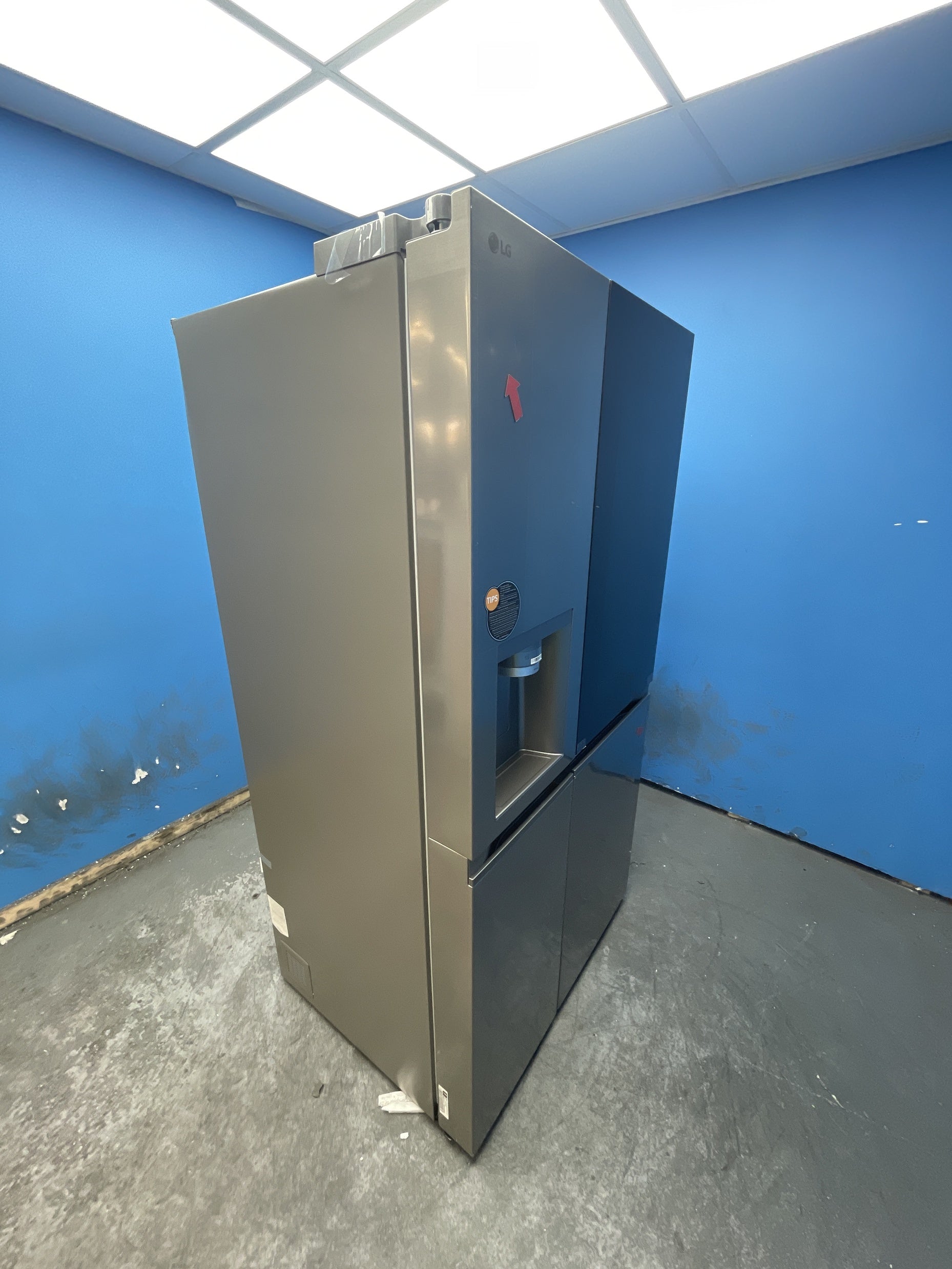 #GRC-163-166 - LG GSXE81PYBD InstaView American Style Fridge Freezer