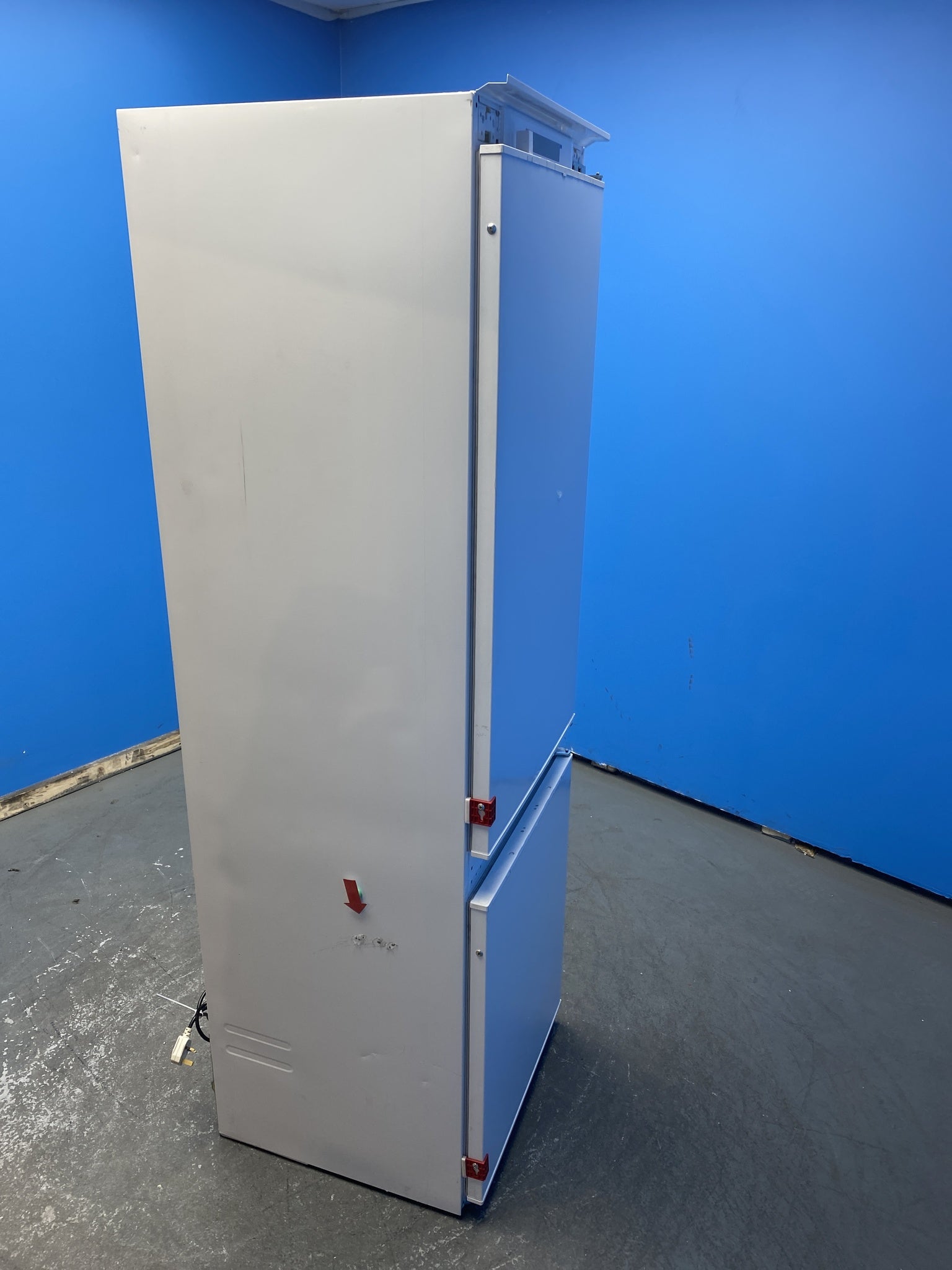 Hoover HONBQL3518EVK Integrated 268 Litre Low Frost Fridge Freezer