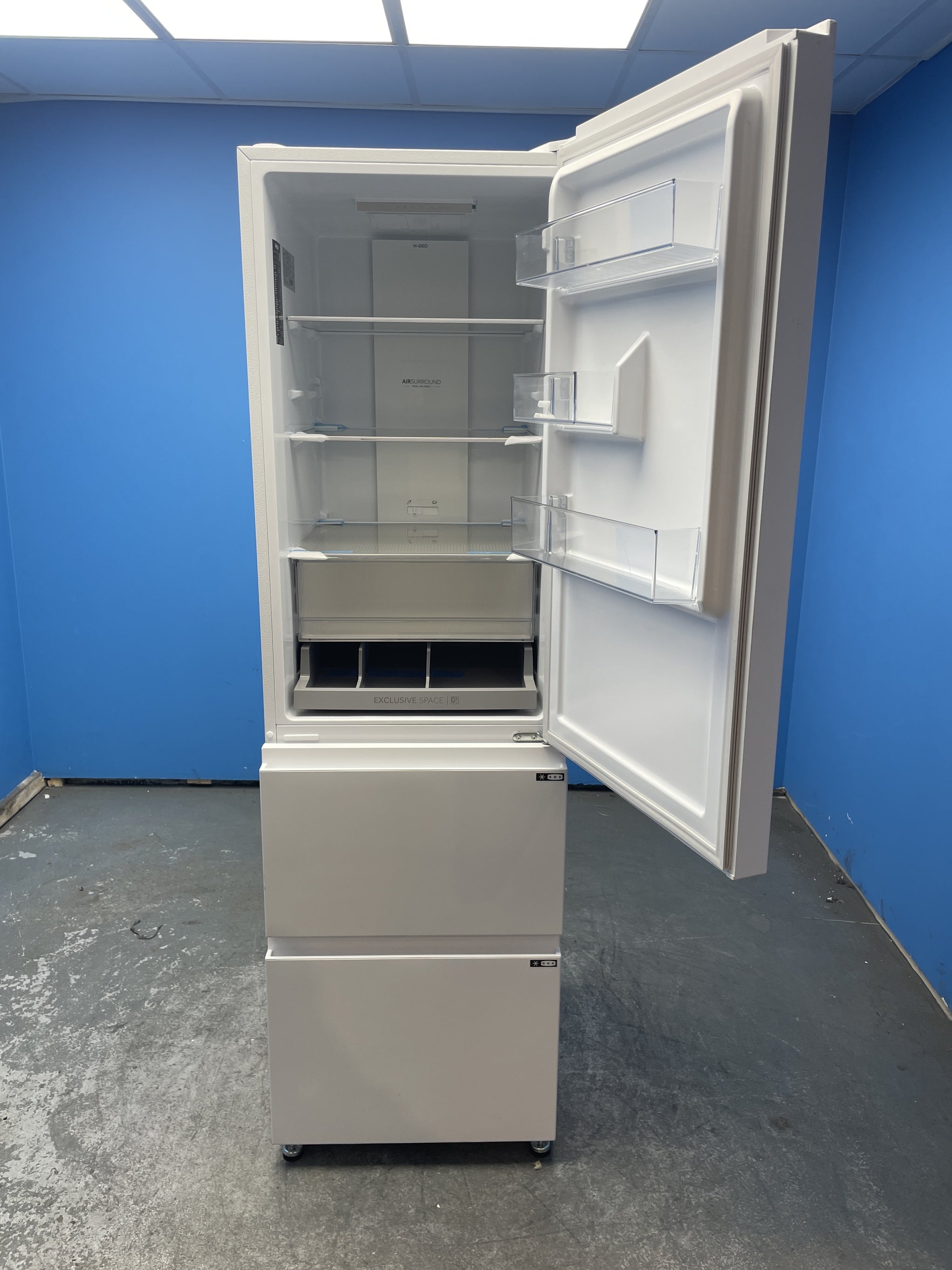 #GRC-145-088 - Haier 3D 55 Series 3 HTR3518ENMWK 60/40 Fridge Freezer