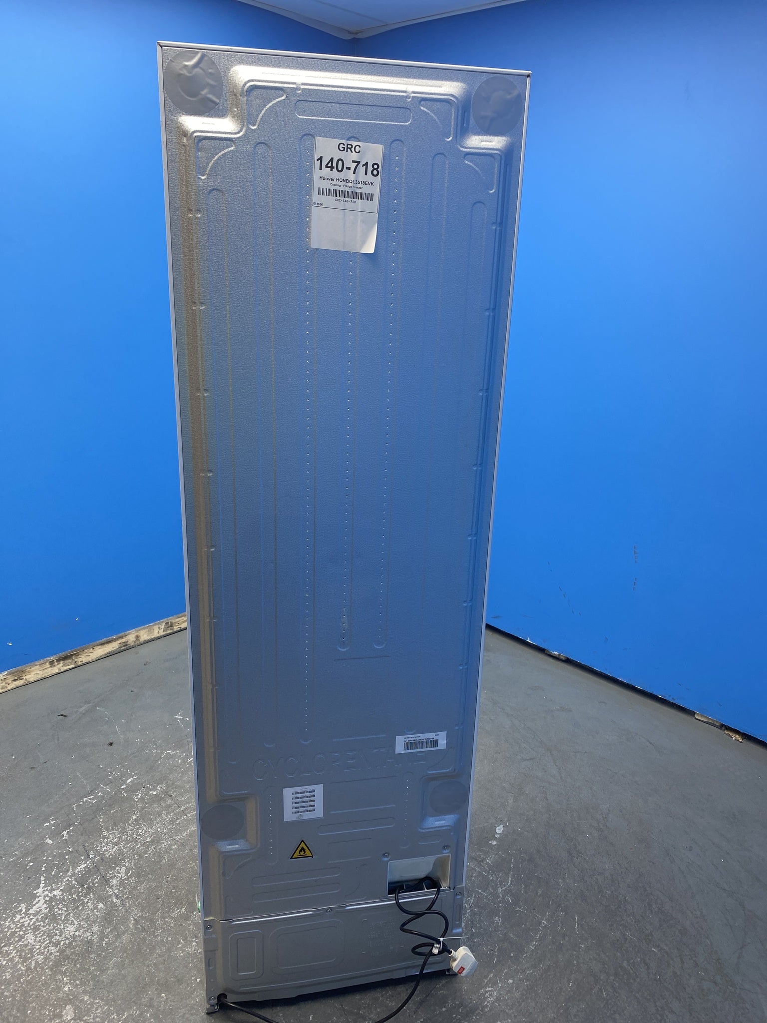 Hoover HONBQL3518EVK Integrated 268 Litre Low Frost Fridge Freezer