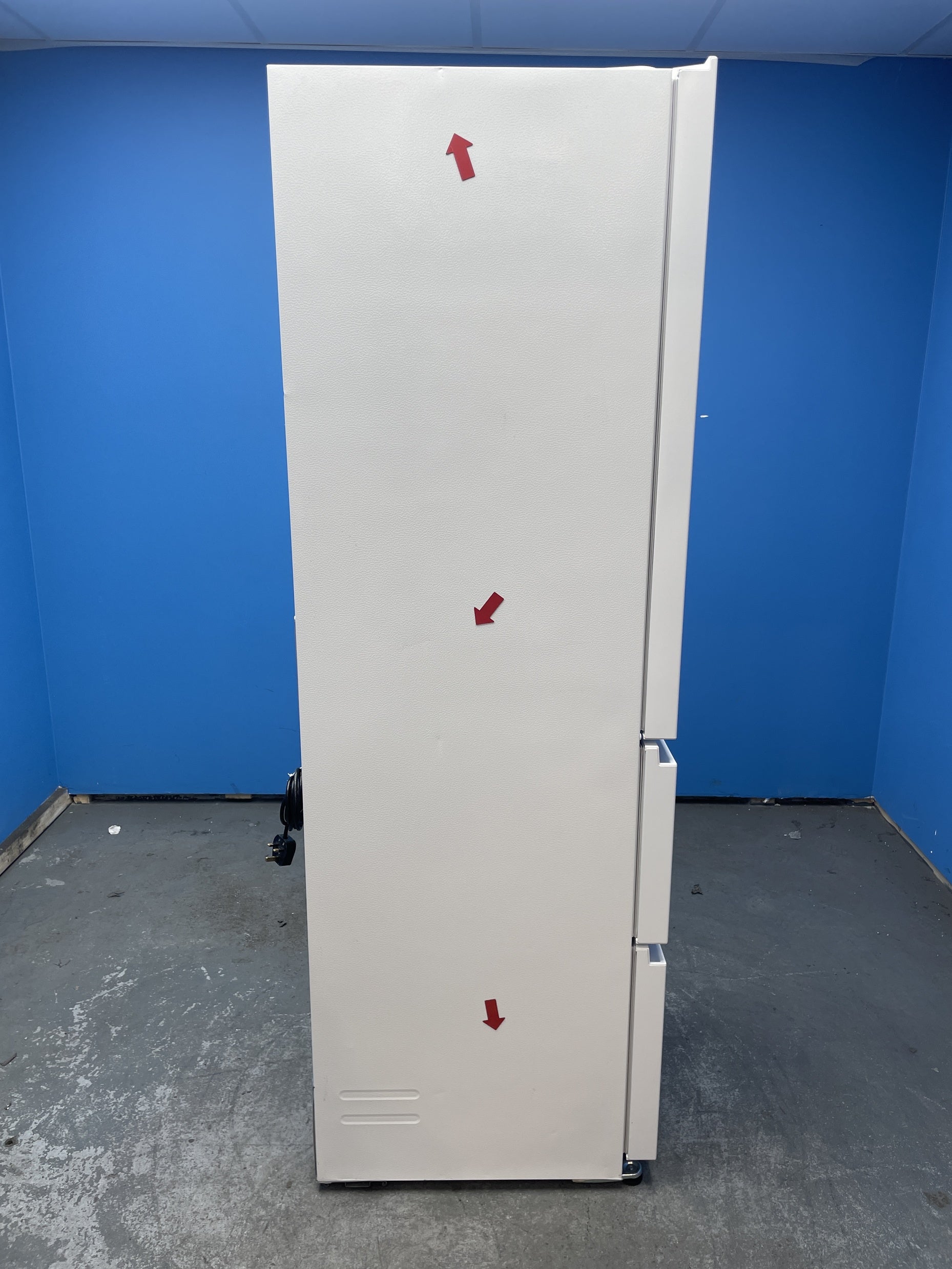 #GRC-153-860 - Haier 3D 55 Series 3 HTR3518ENMWK 60/40 Fridge Freezer