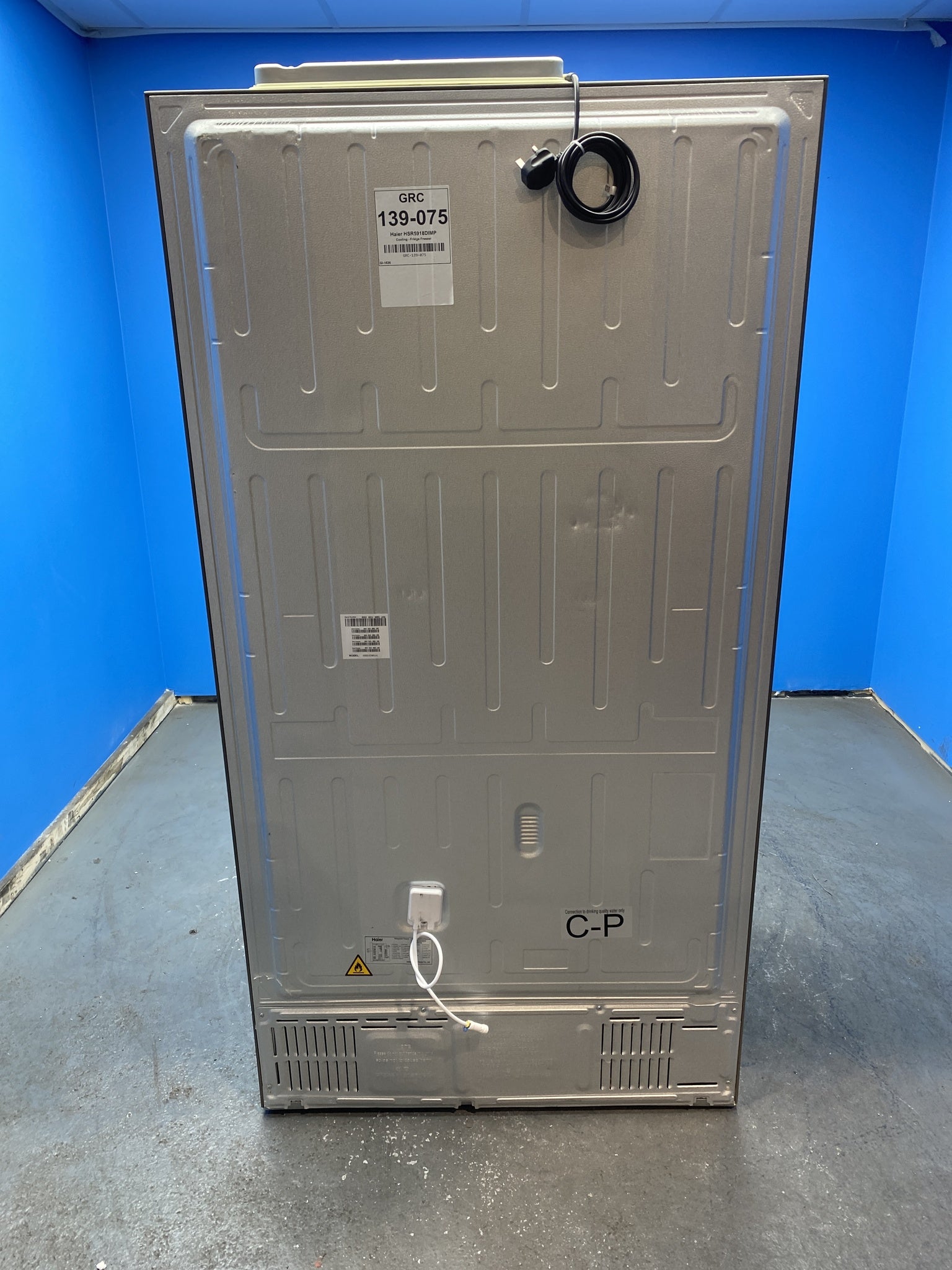 Haier HSR5918DIMP American Style Series 5 511 Litre Fridge Freezer