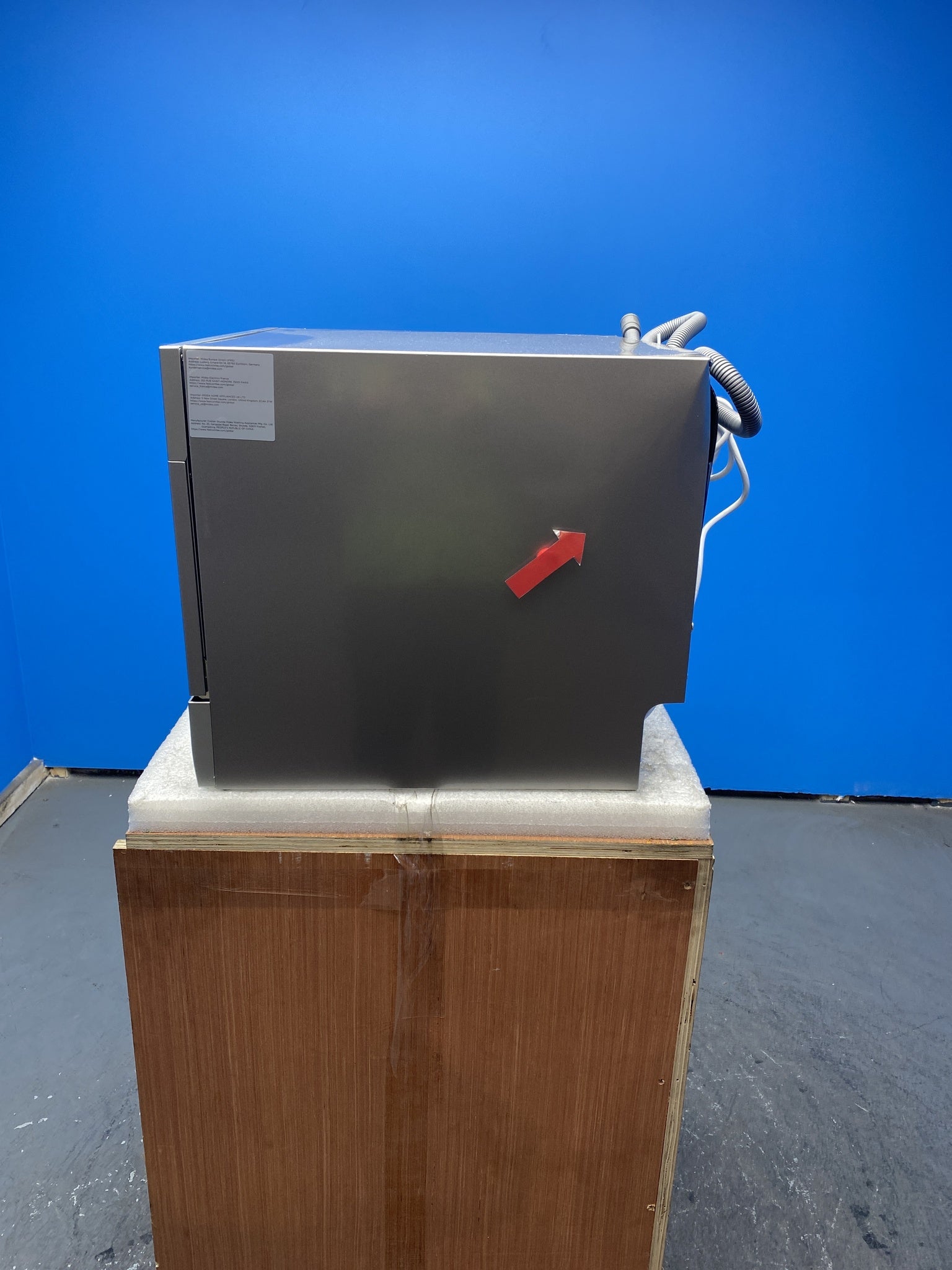 COMFEE' KWH-TD602E-S 6 Place Setting Countertop Dishwasher