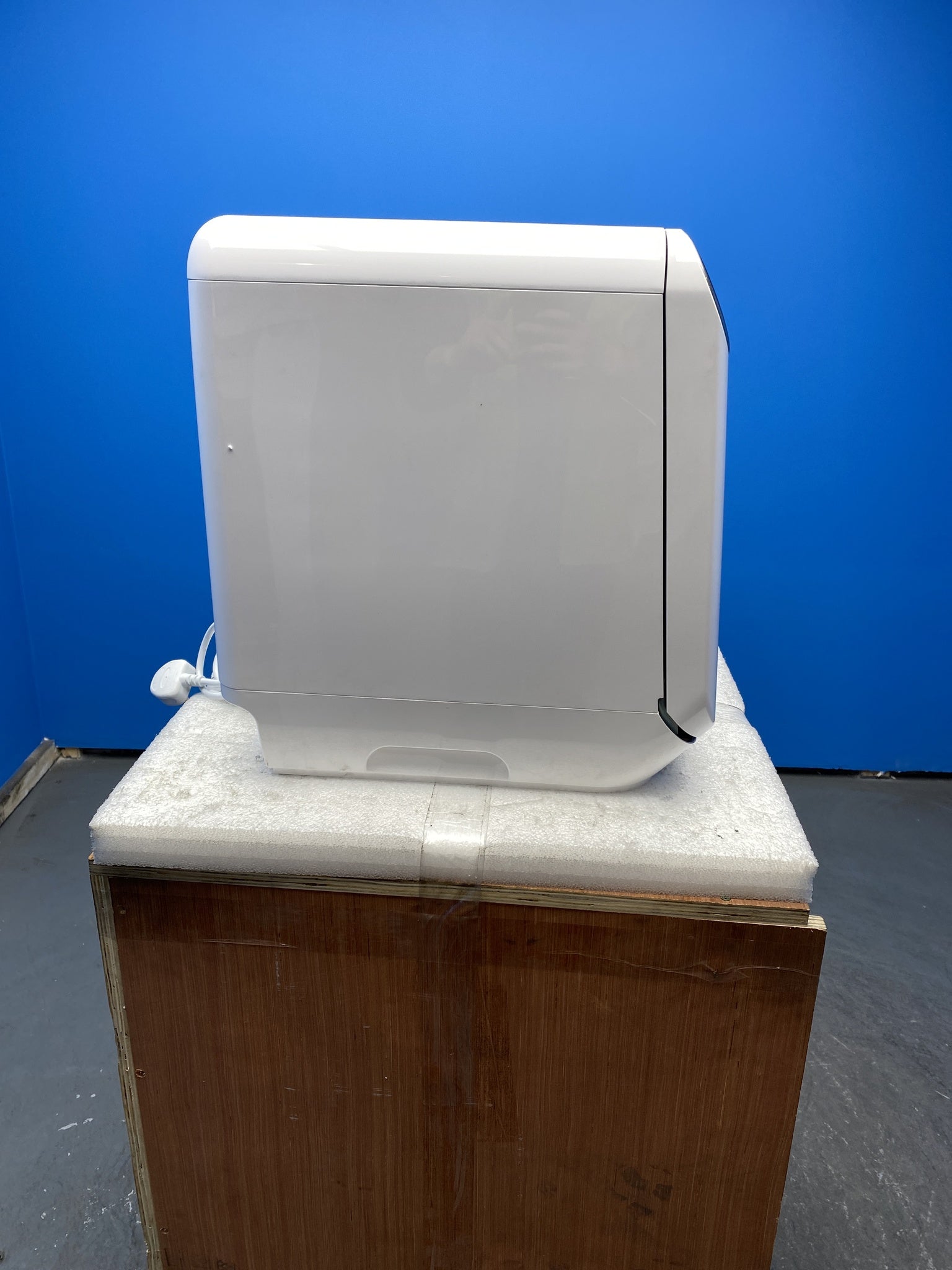 COMFEE' CDWMT305W Mini Plus Tabletop Dishwasher