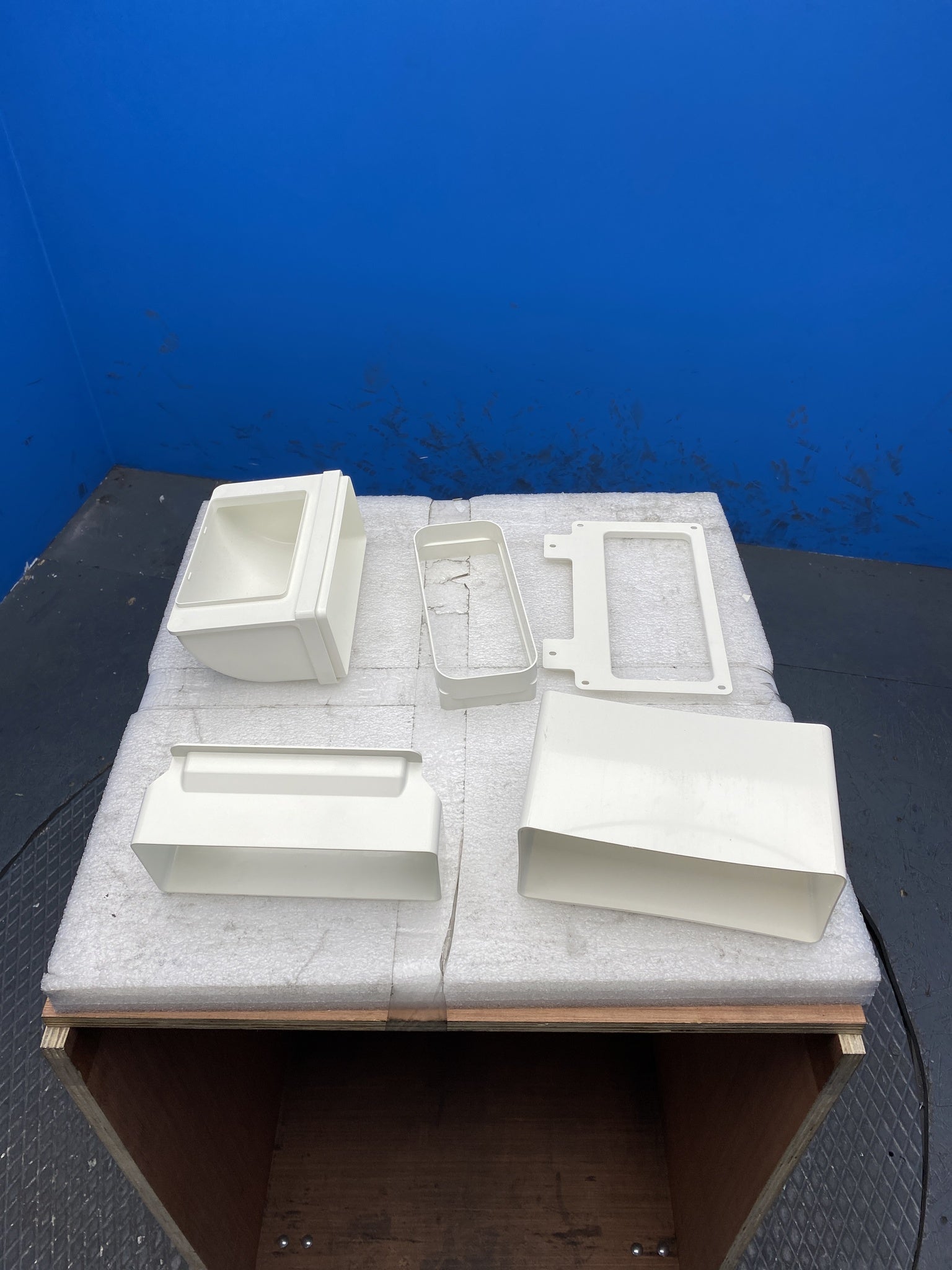 AEG Series 6000 TCH74B01CB 70cm Hob2Hood Venting Induction Hob