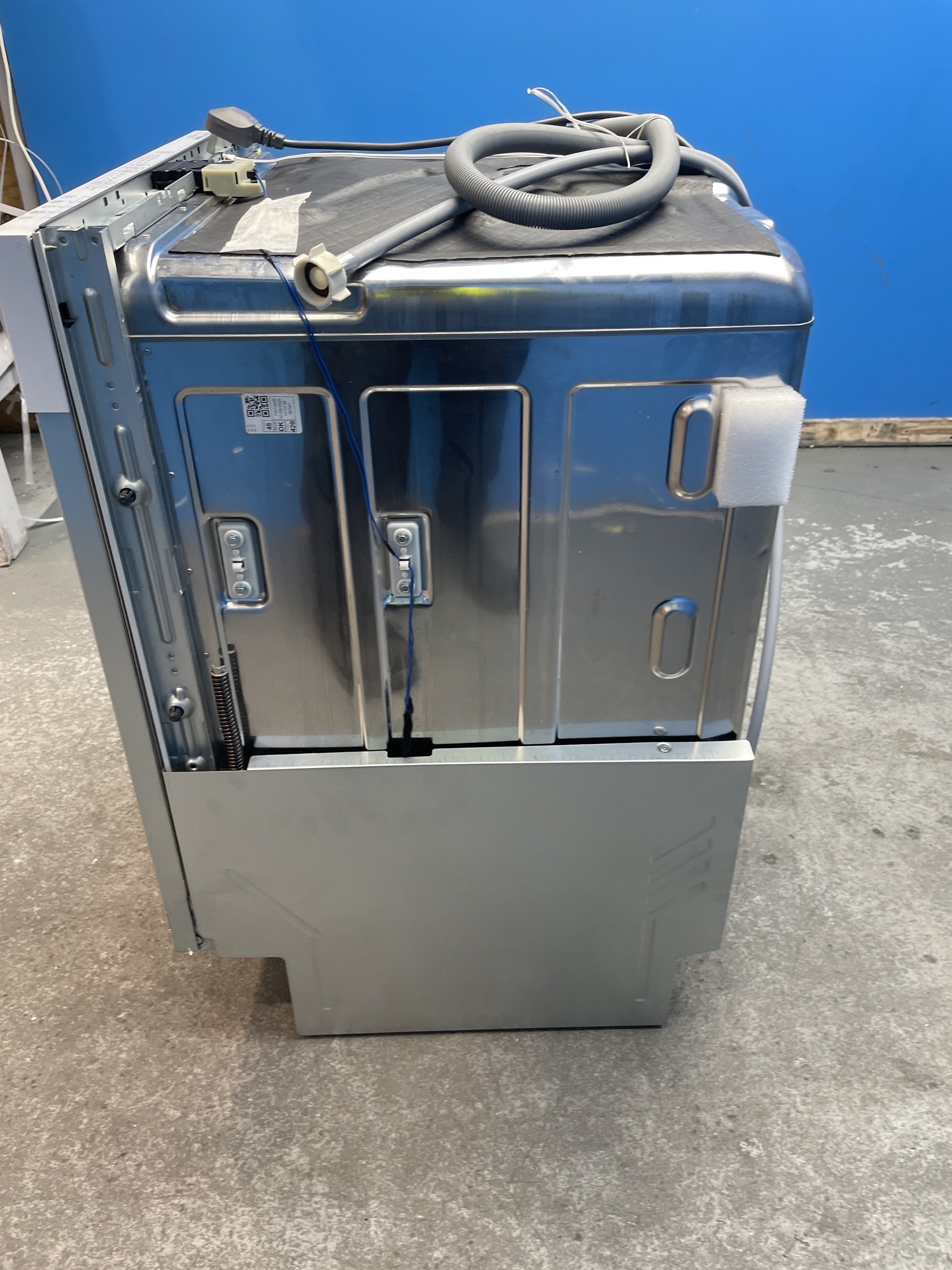 #GRC-156-352 - Candy CI3E53E0W Integrated 13 Place Setting Dishwasher
