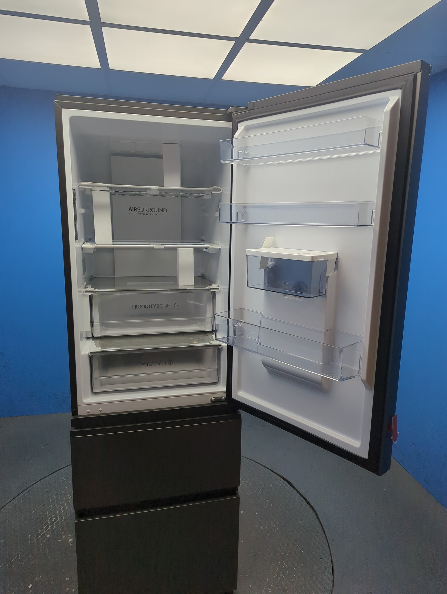 Haier HTW5618EWMP 357L Series 5 60cm 3D No Frost Fridge Freezer