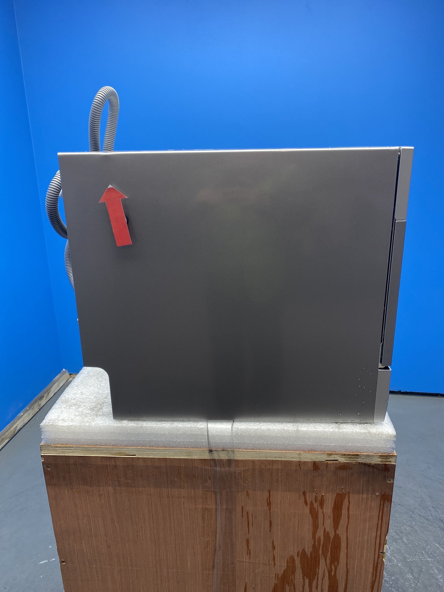 COMFEE' KWH-TD602E-S 6 Place Setting Countertop Dishwasher