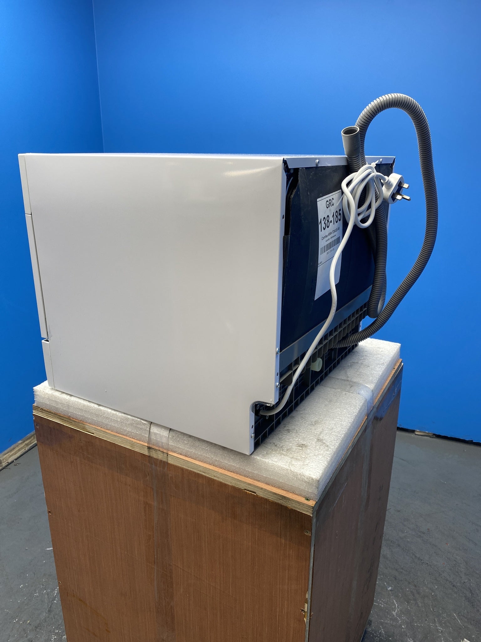 COMFEE' KWH-TD602E-W 6 Place Setting Countertop Dishwasher