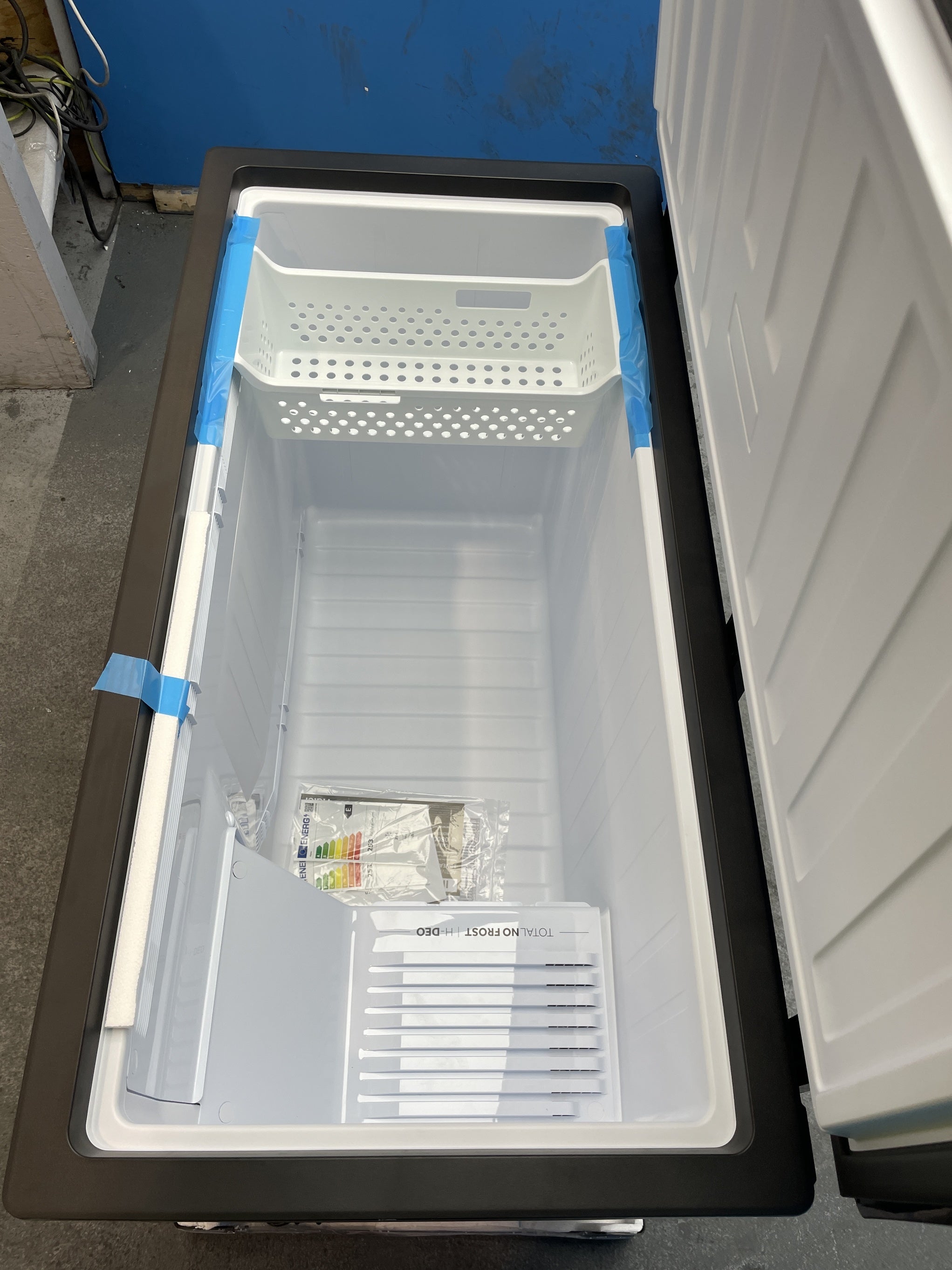 #GRC-156-906 - Haier HCE300NFEK Series 7 Total No Frost Chest Freezer