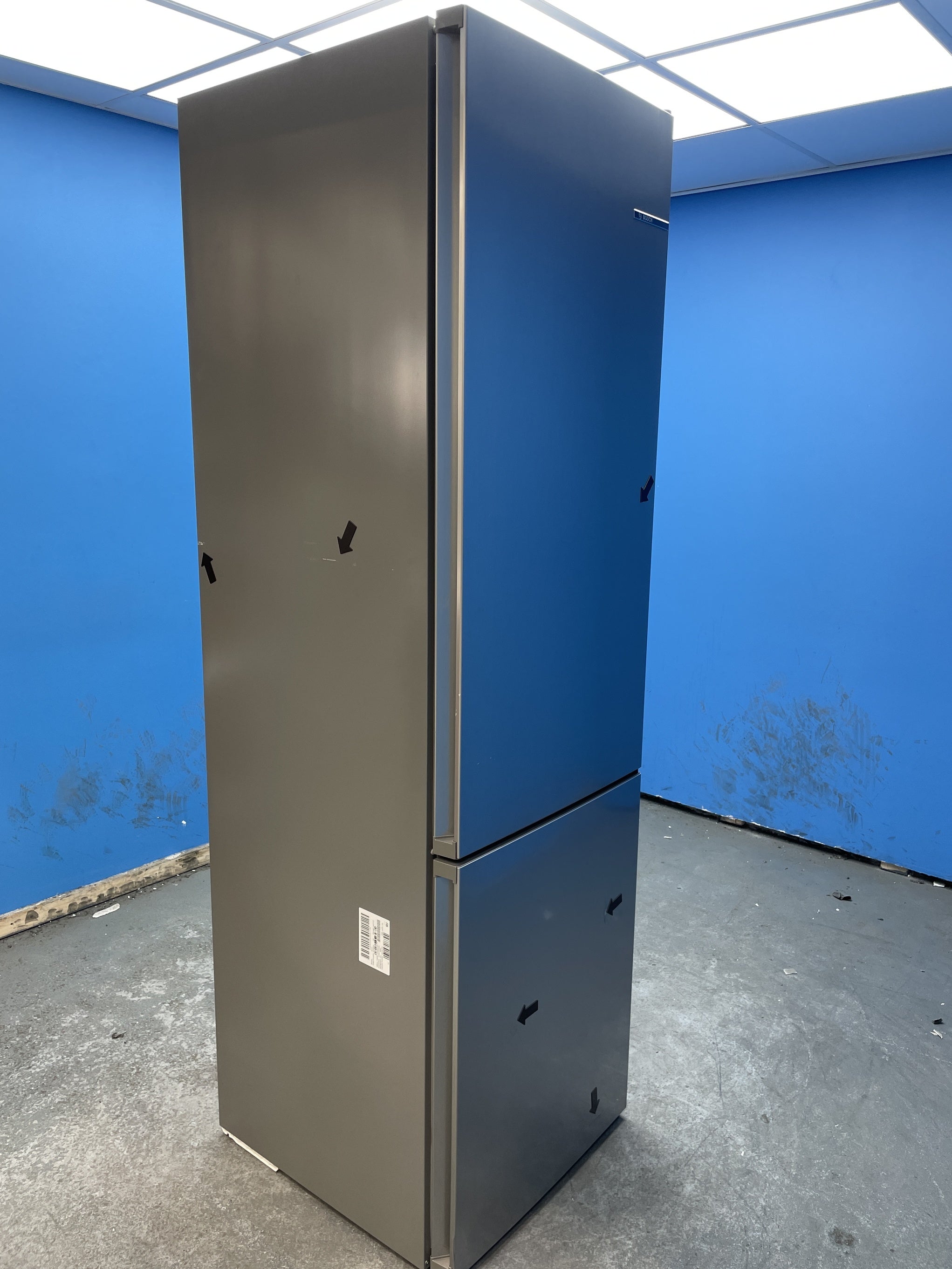 #GRC-157-800 - Bosch KGN392LAGG Series 4 60cm No Frost Fridge Freezer