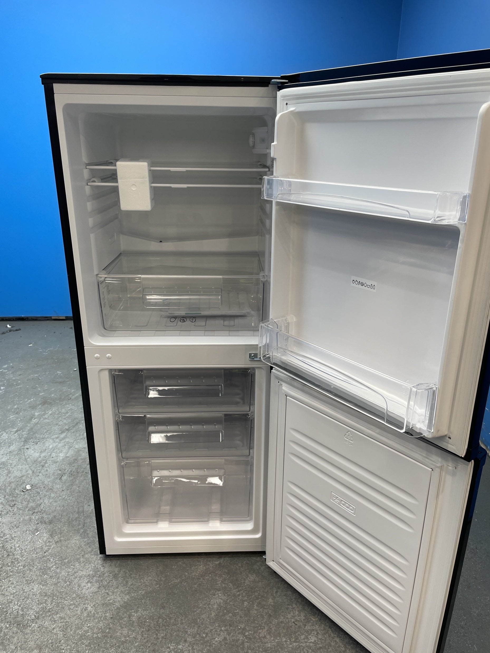 #GRC-157-394 - Candy CCH1S513EBK 185 Litre Combi Fridge Freezer