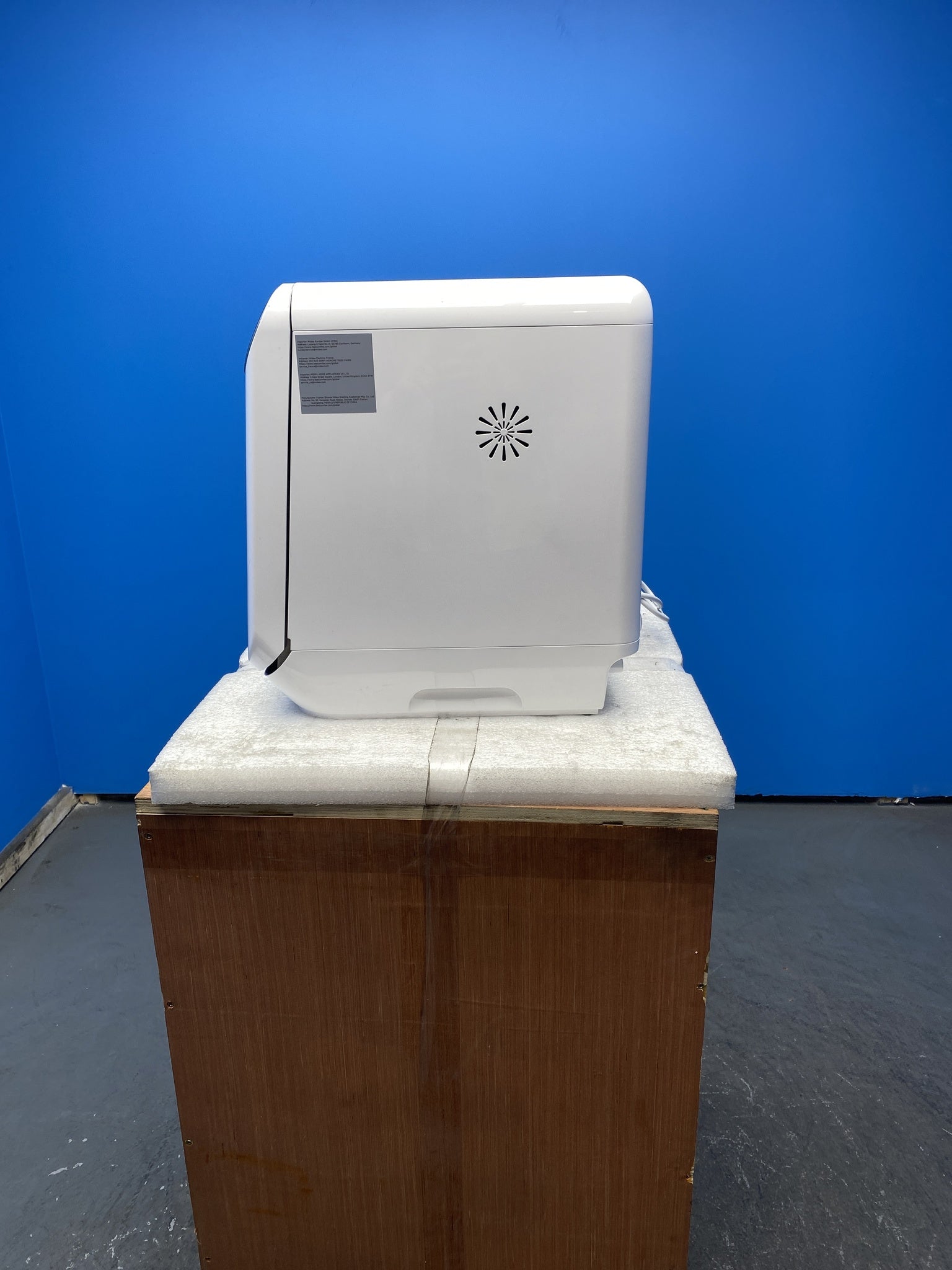 COMFEE' CDWMT305W Mini Plus Tabletop Dishwasher