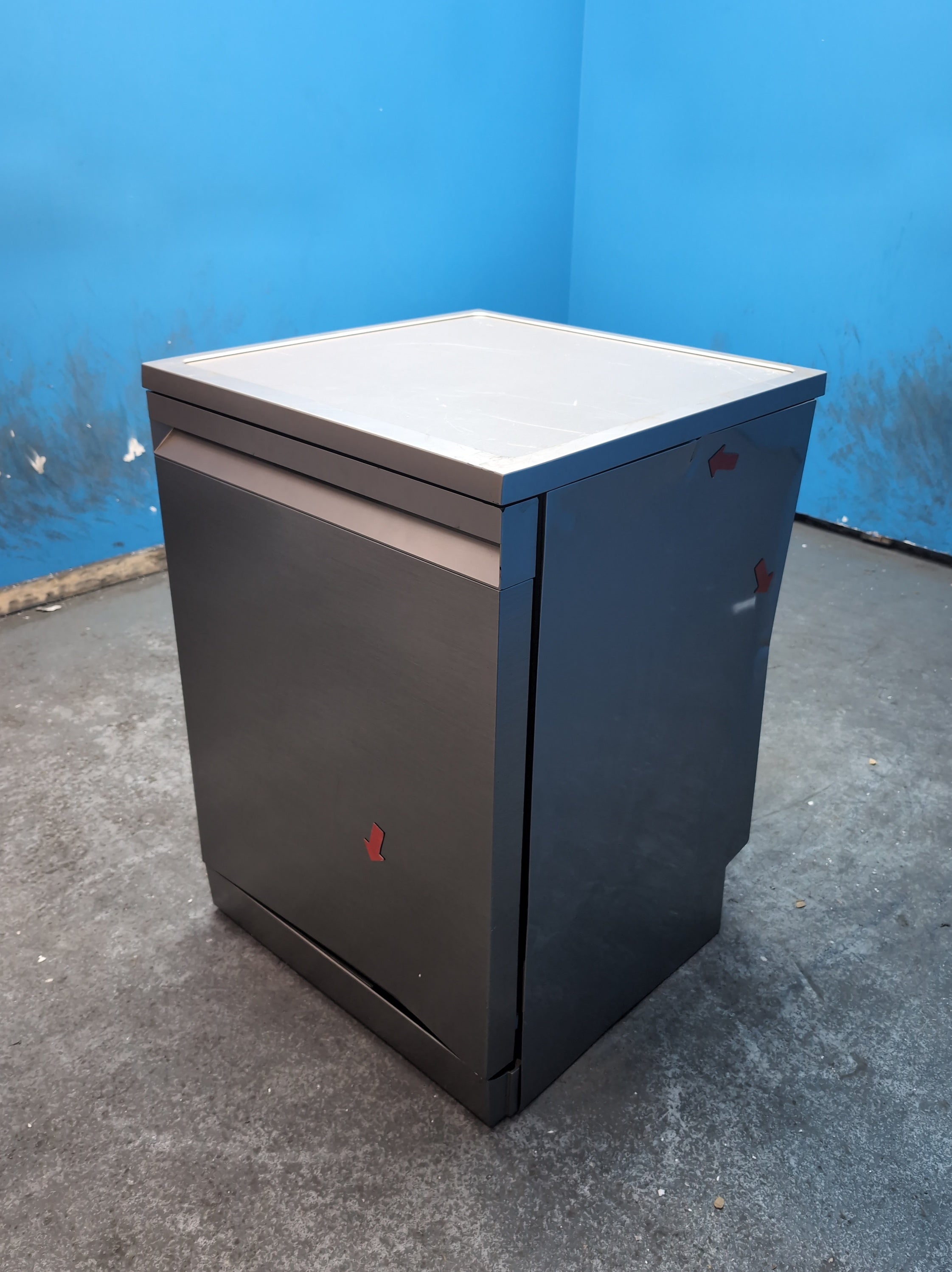 #GRC-163-601 - Samsung 13 Place Setting Freestanding Dishwasher – WaterJet Clean, WiFi Connected, Silver