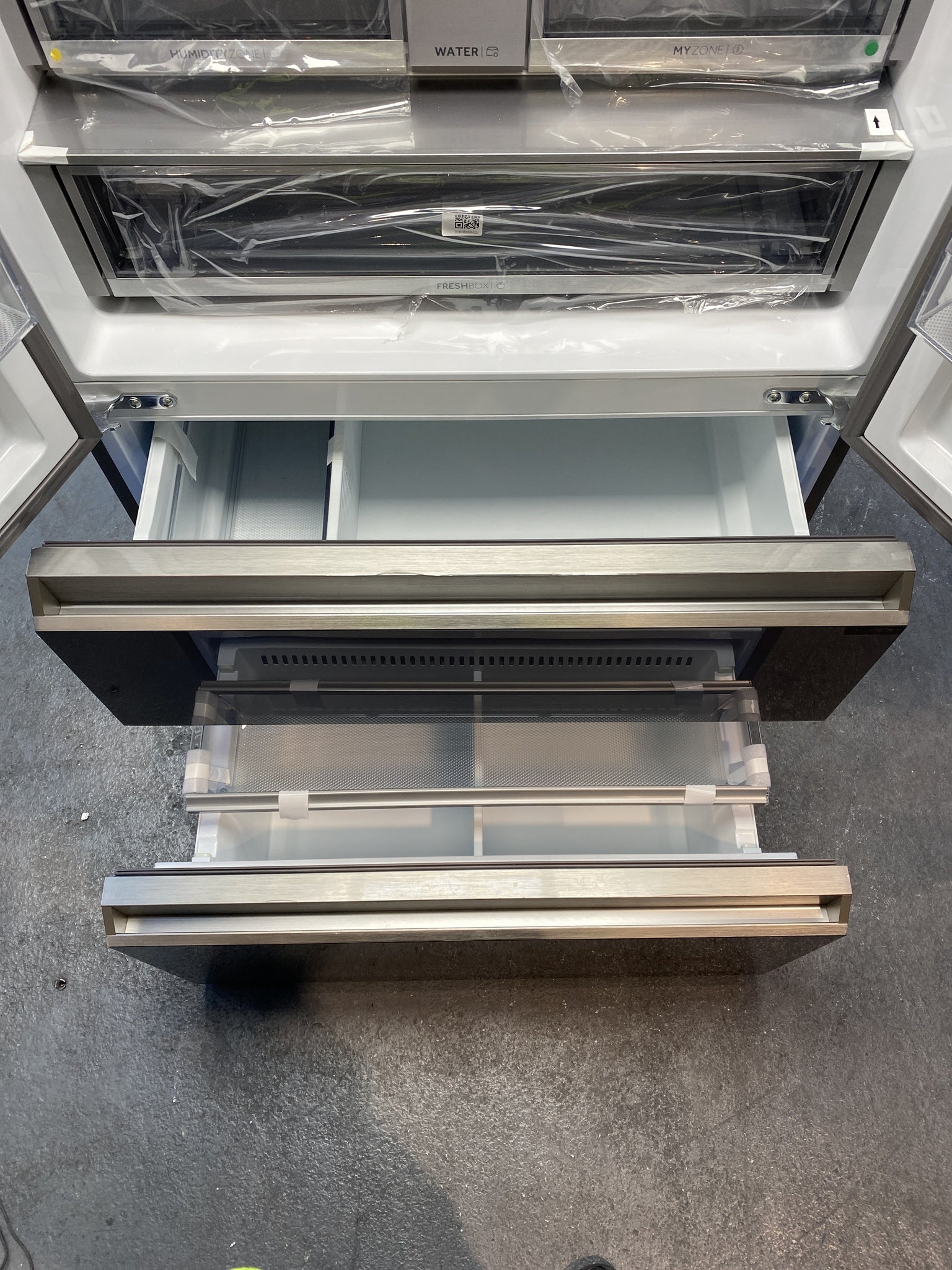 Haier Series 7 HFR79F19EFGK 703 Litre French Style Fridge Freezer