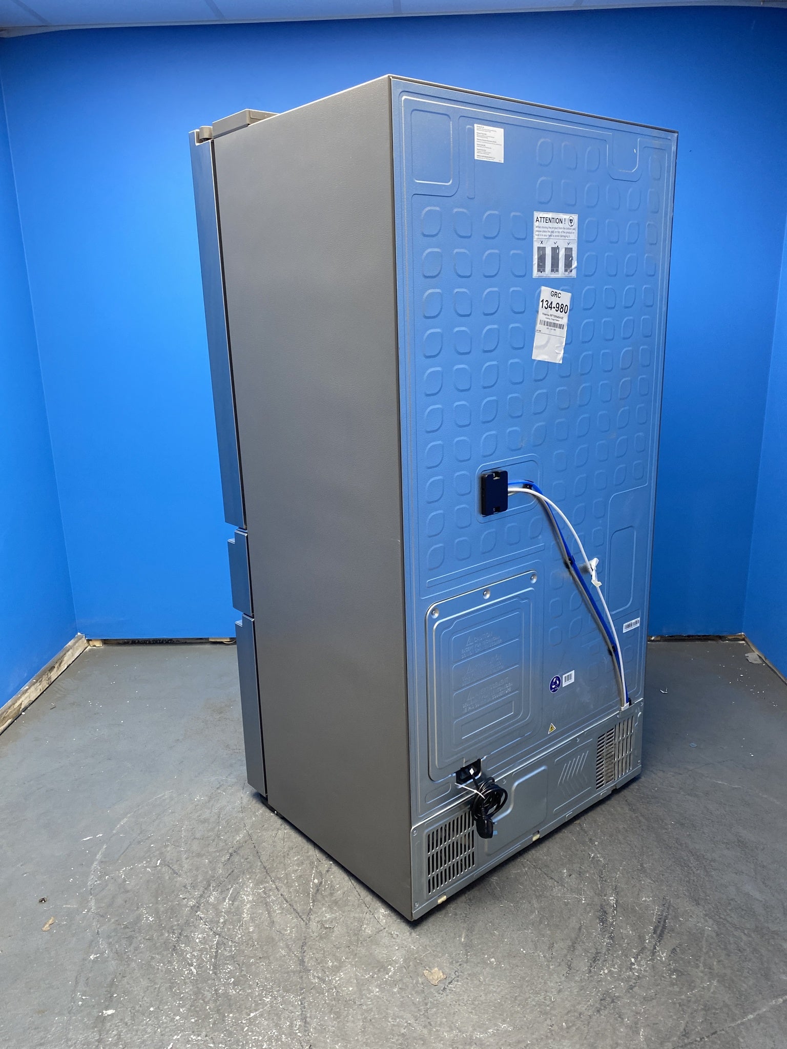 Hisense RF728N4SASE 560 Litre French Door Fridge Freezer