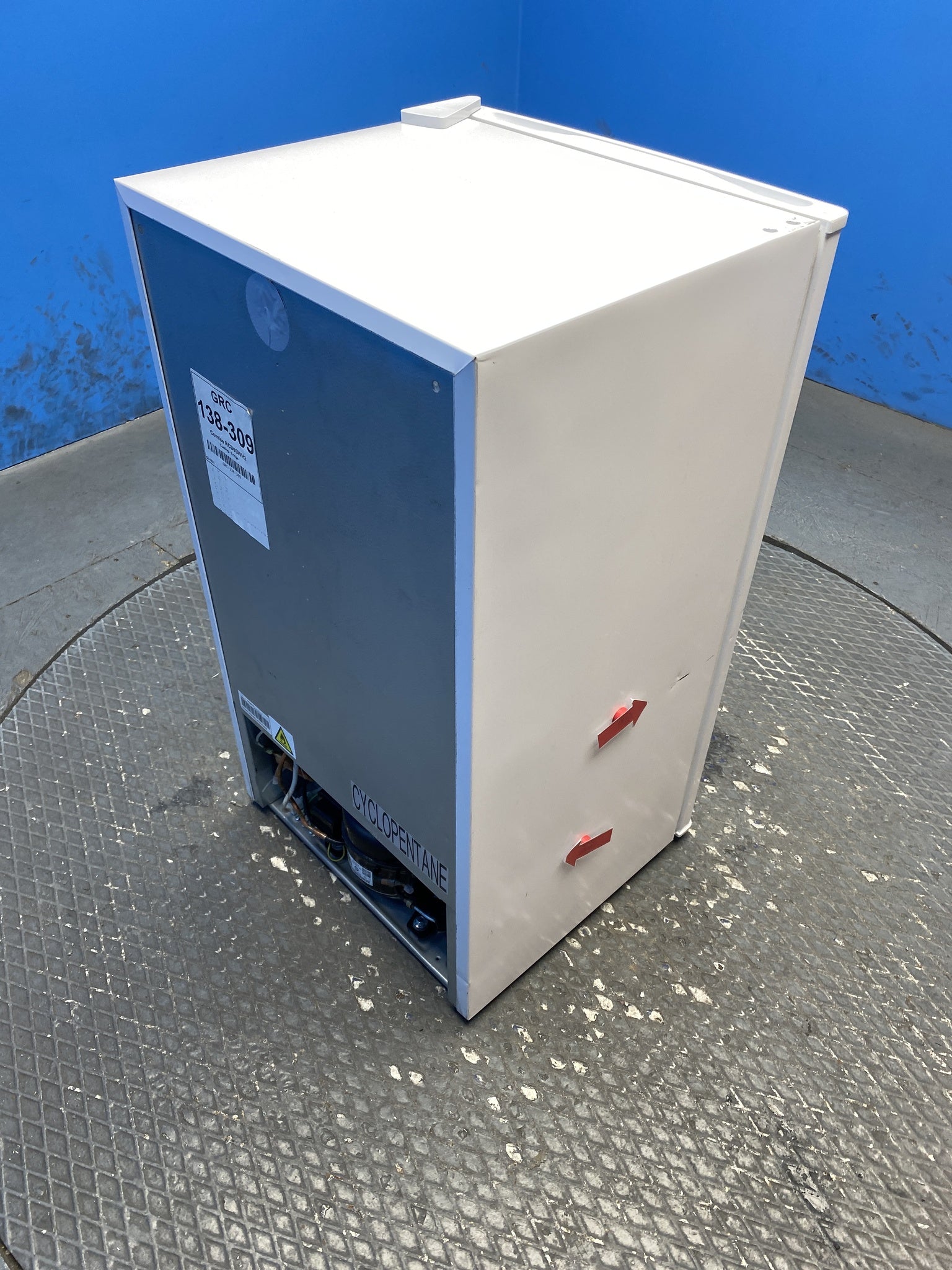 Comfee RCD93WH2(E) Under Counter Fridge with Cooler Box