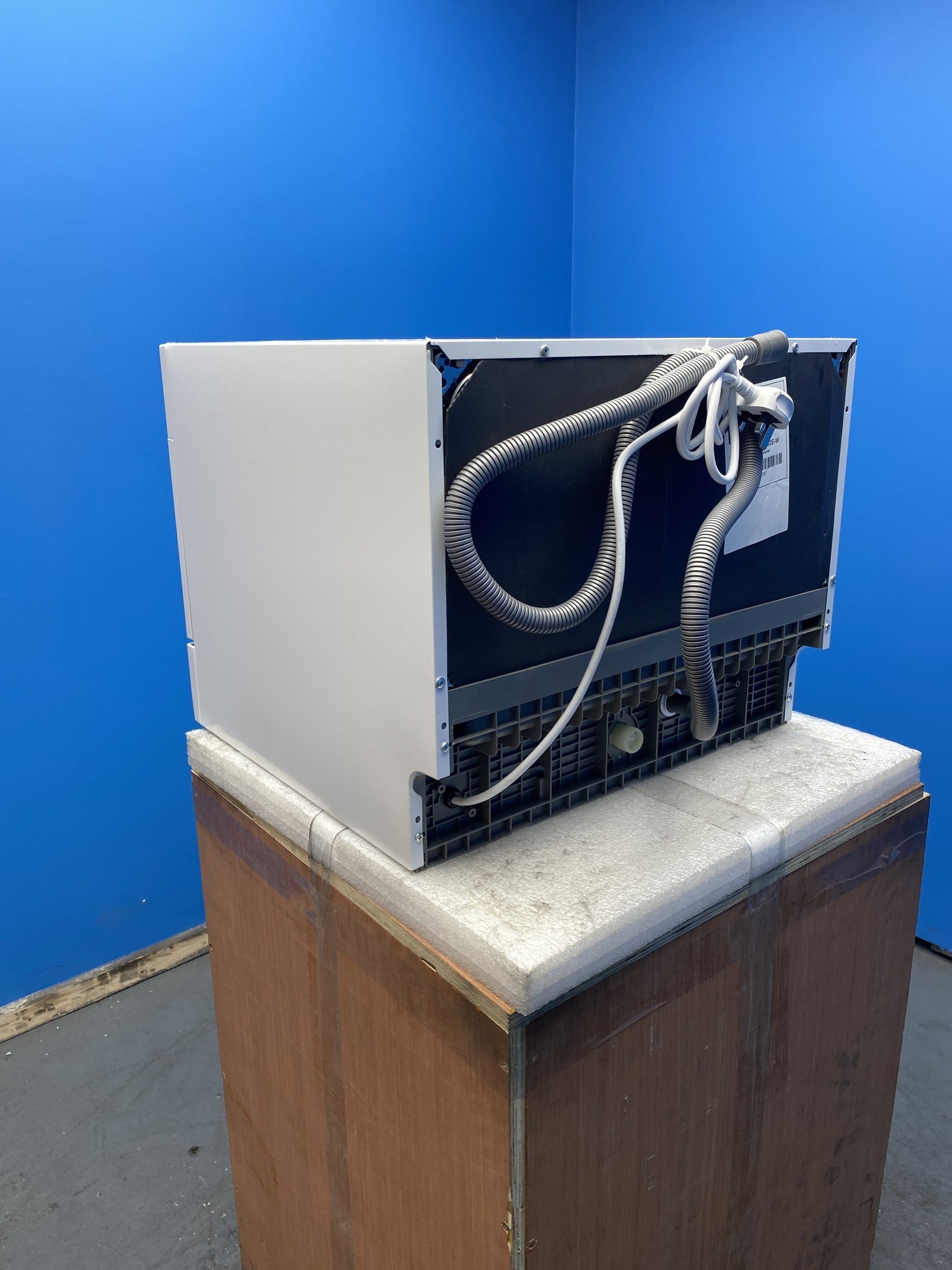 COMFEE KWH-TD602E-W Compact Table Top Dishwasher