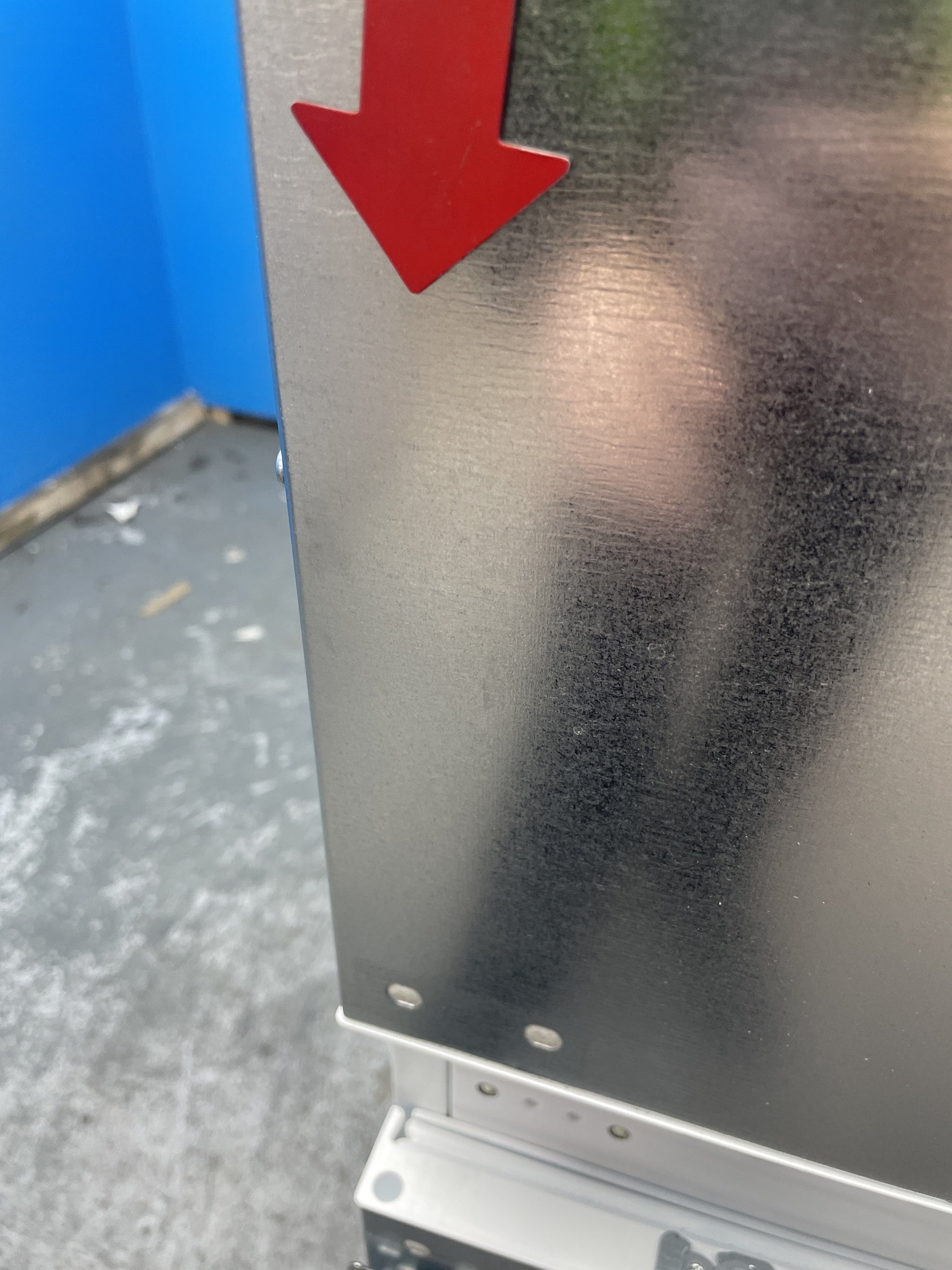 #GRC-158-071 - Bosch KIN86VFE0G Series 4 Integrated Frost Free Fridge Freezer