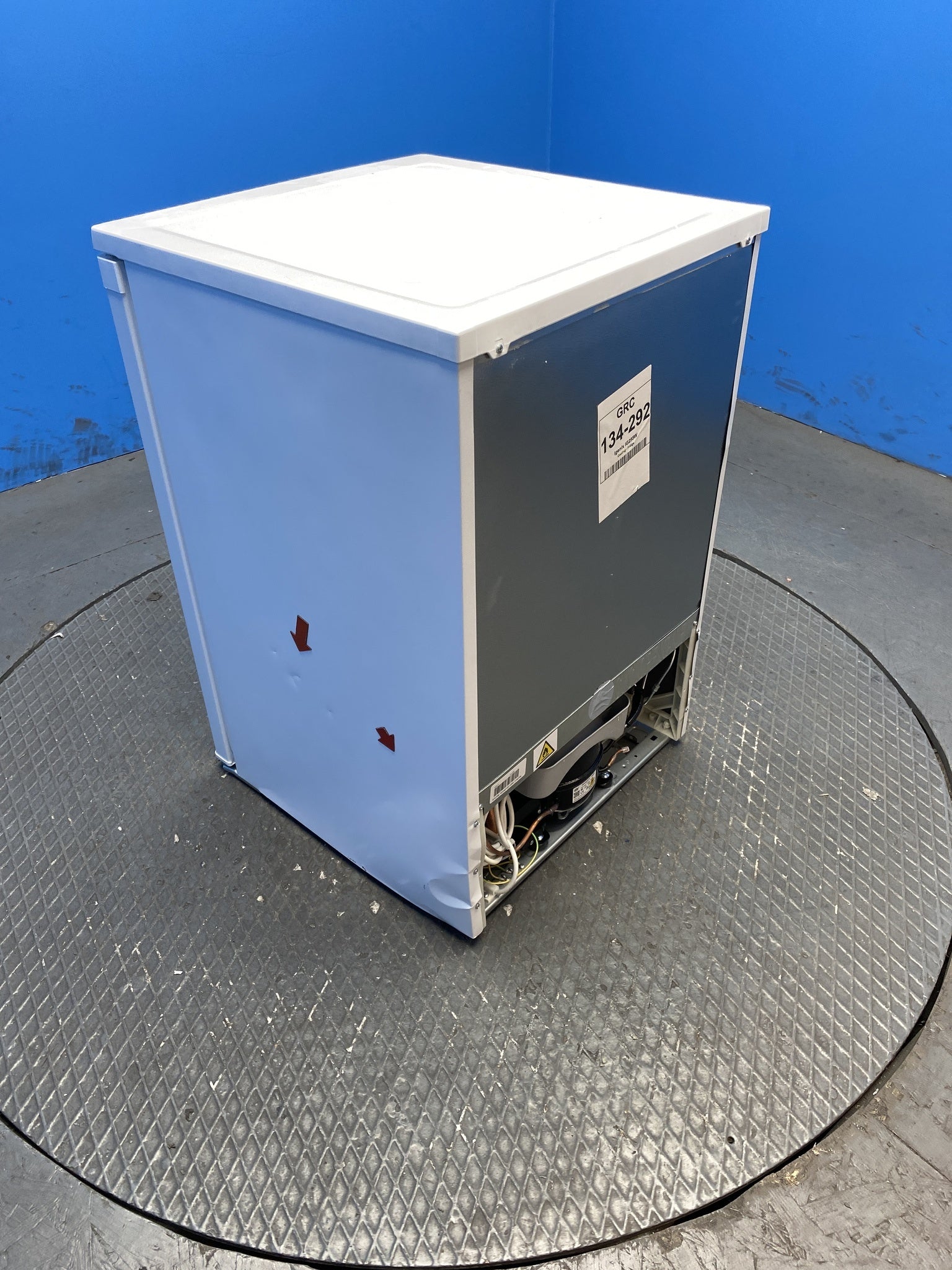 Igenix IG255W 136 Litre Under Counter Fridge