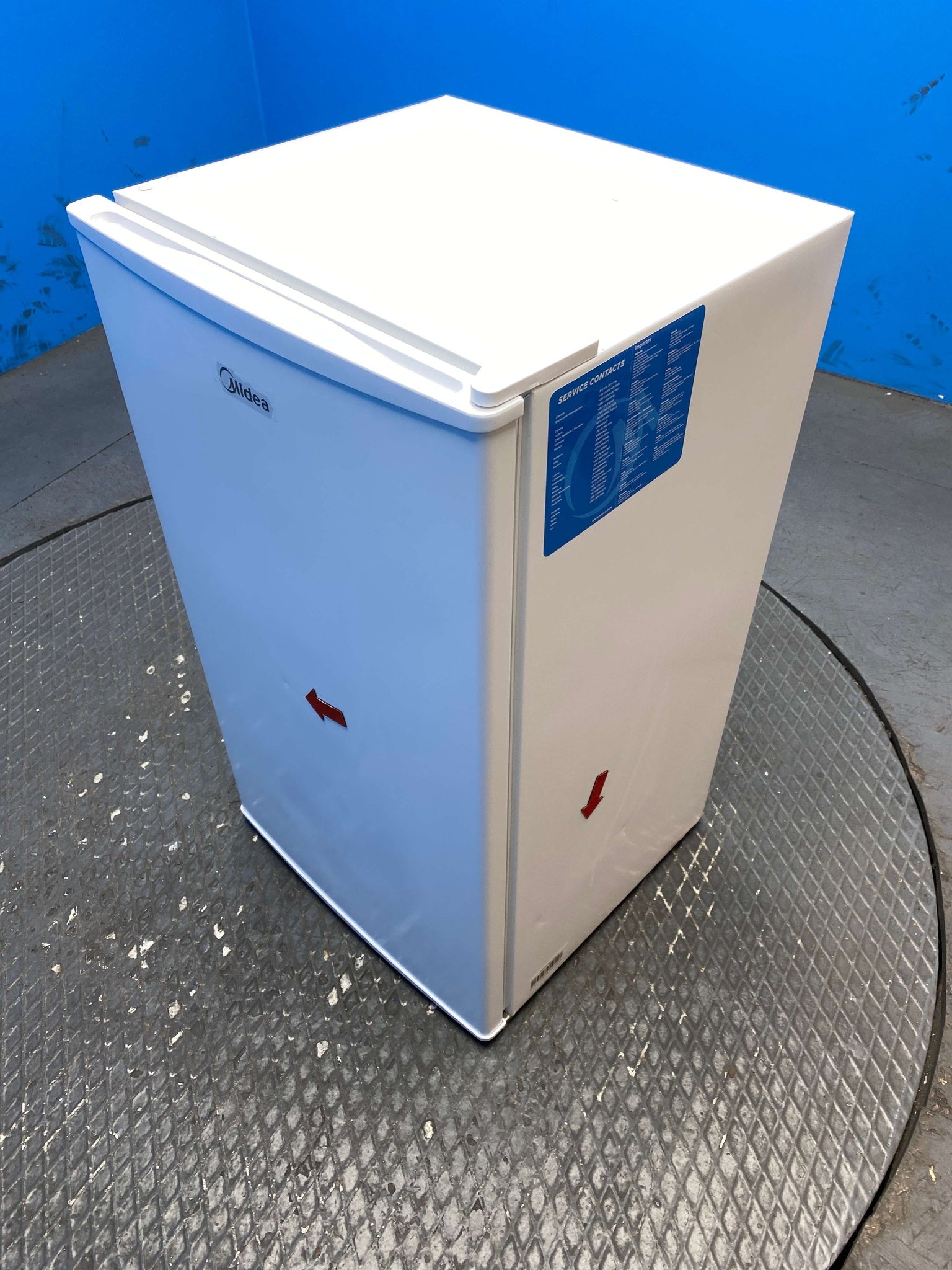 Midea MDRD125FGF01 80 Litre Under Counter Fridge