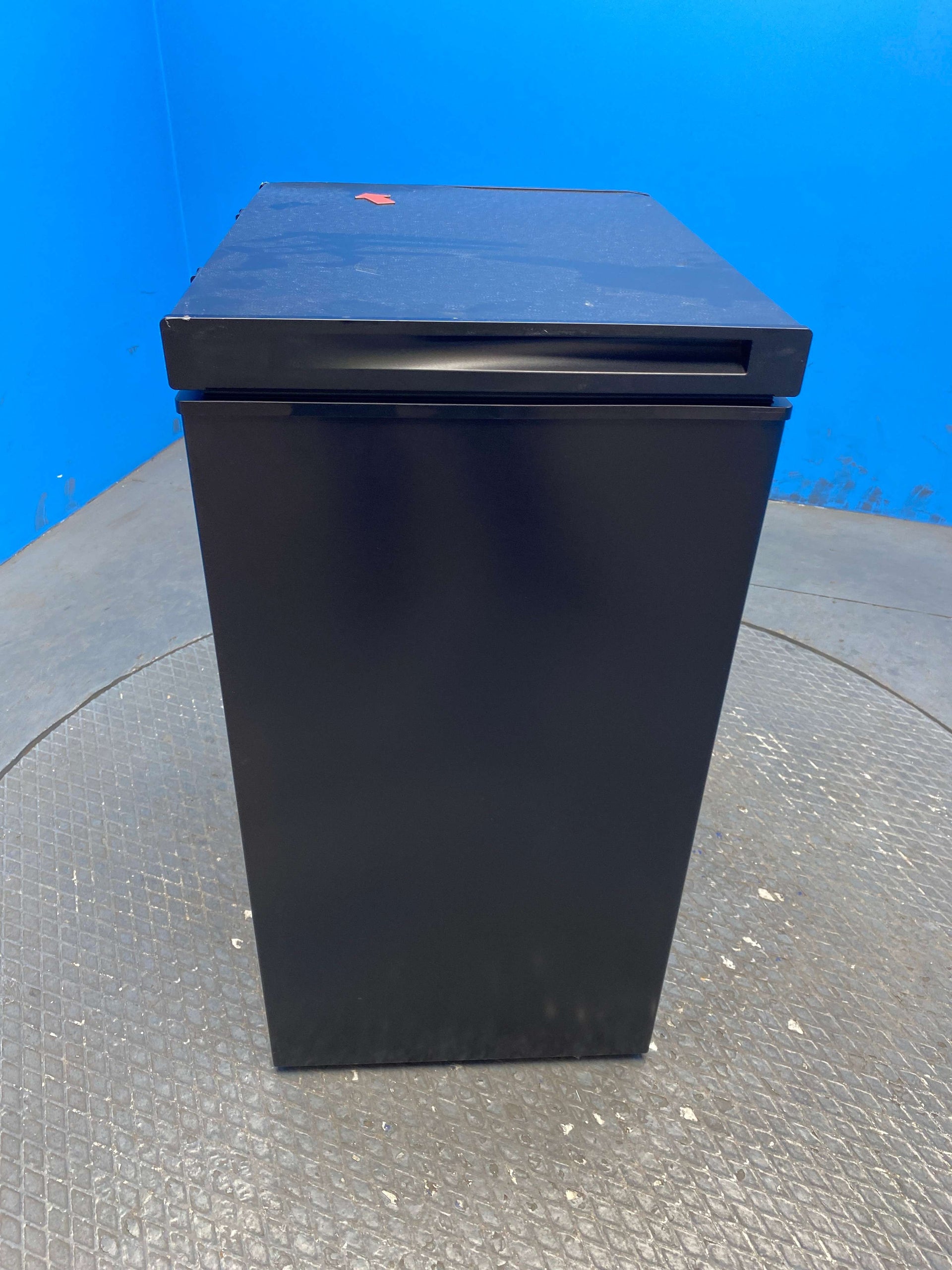 Igenix IG100B 99 Litre Freestanding Chest Freezer
