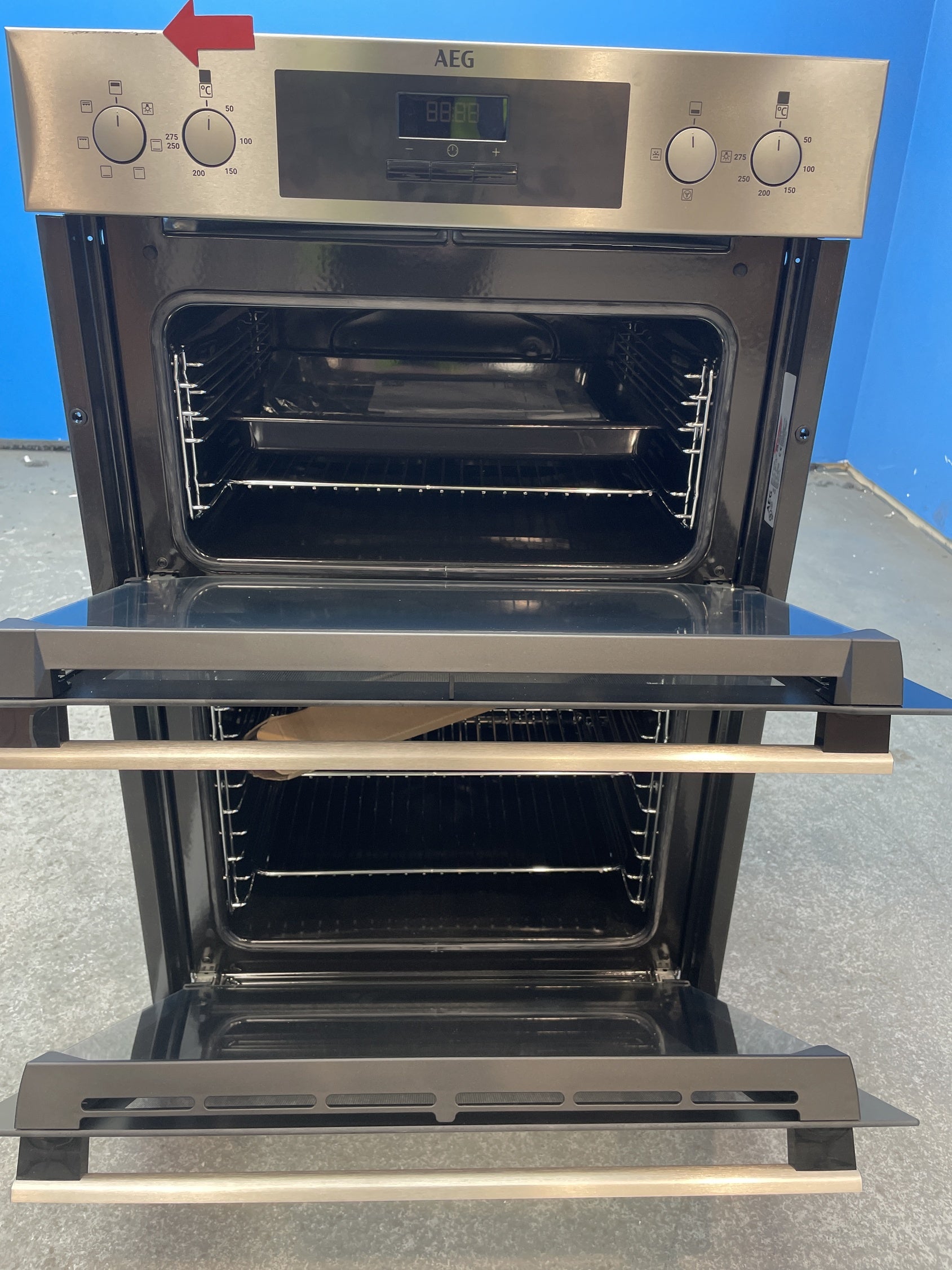#GRC-158-262 - AEG DEX33111EM SurroundCook Built-In Electric Double Oven
