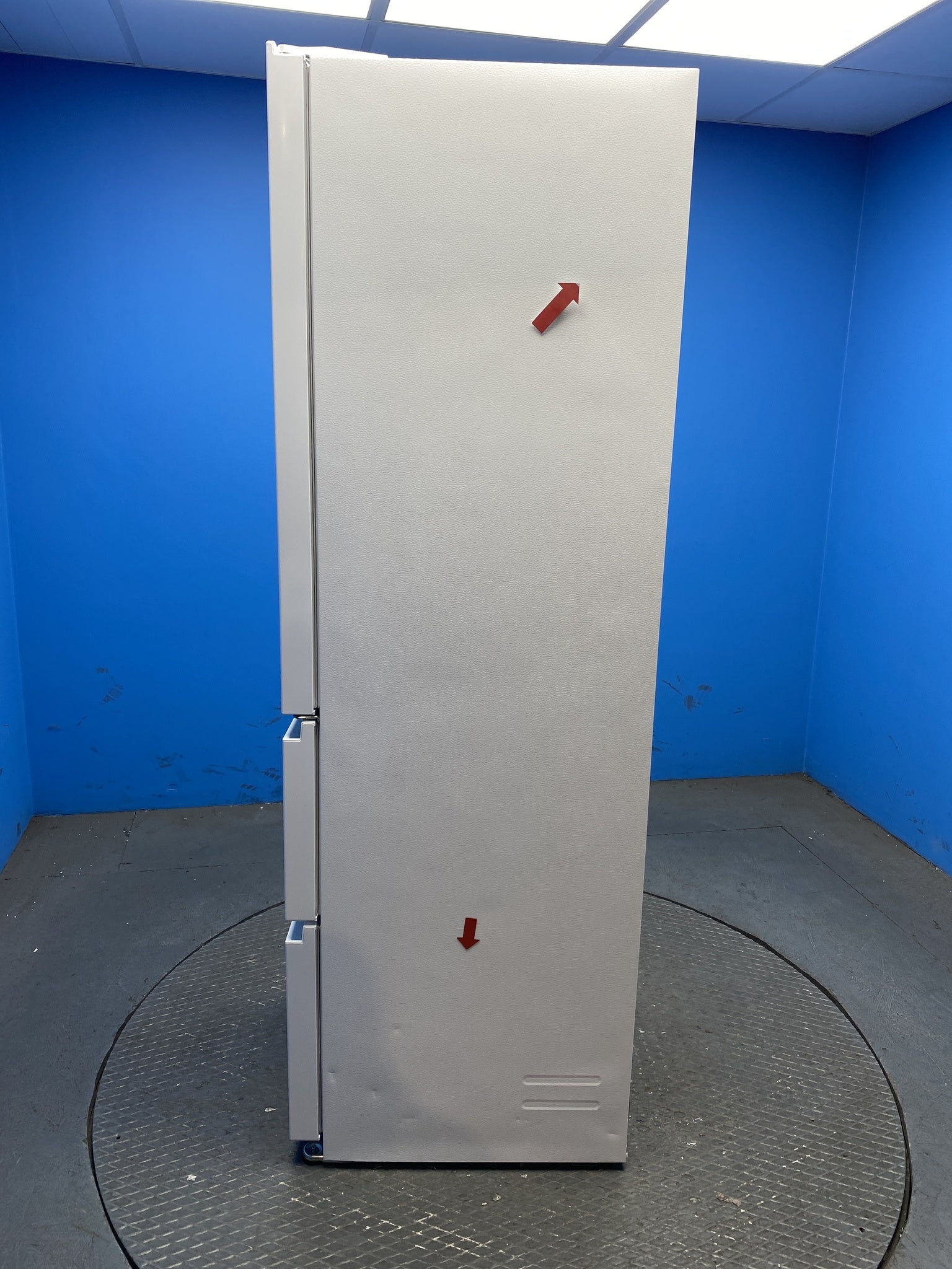 Haier 3D 55 Series 3 HTR3518ENMWK 60/40 Fridge Freezer