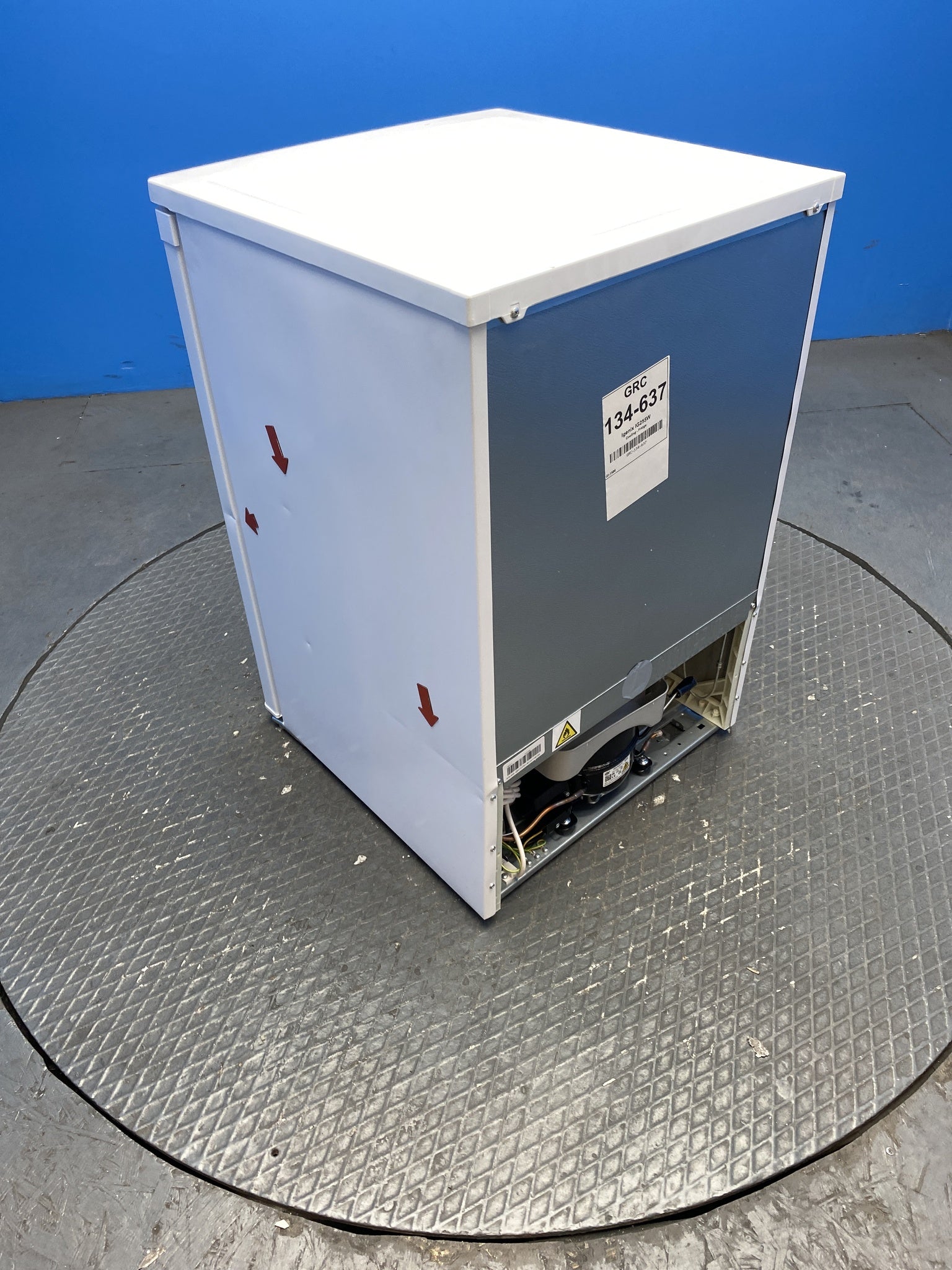 Igenix IG255W 136 Litre Under Counter Fridge