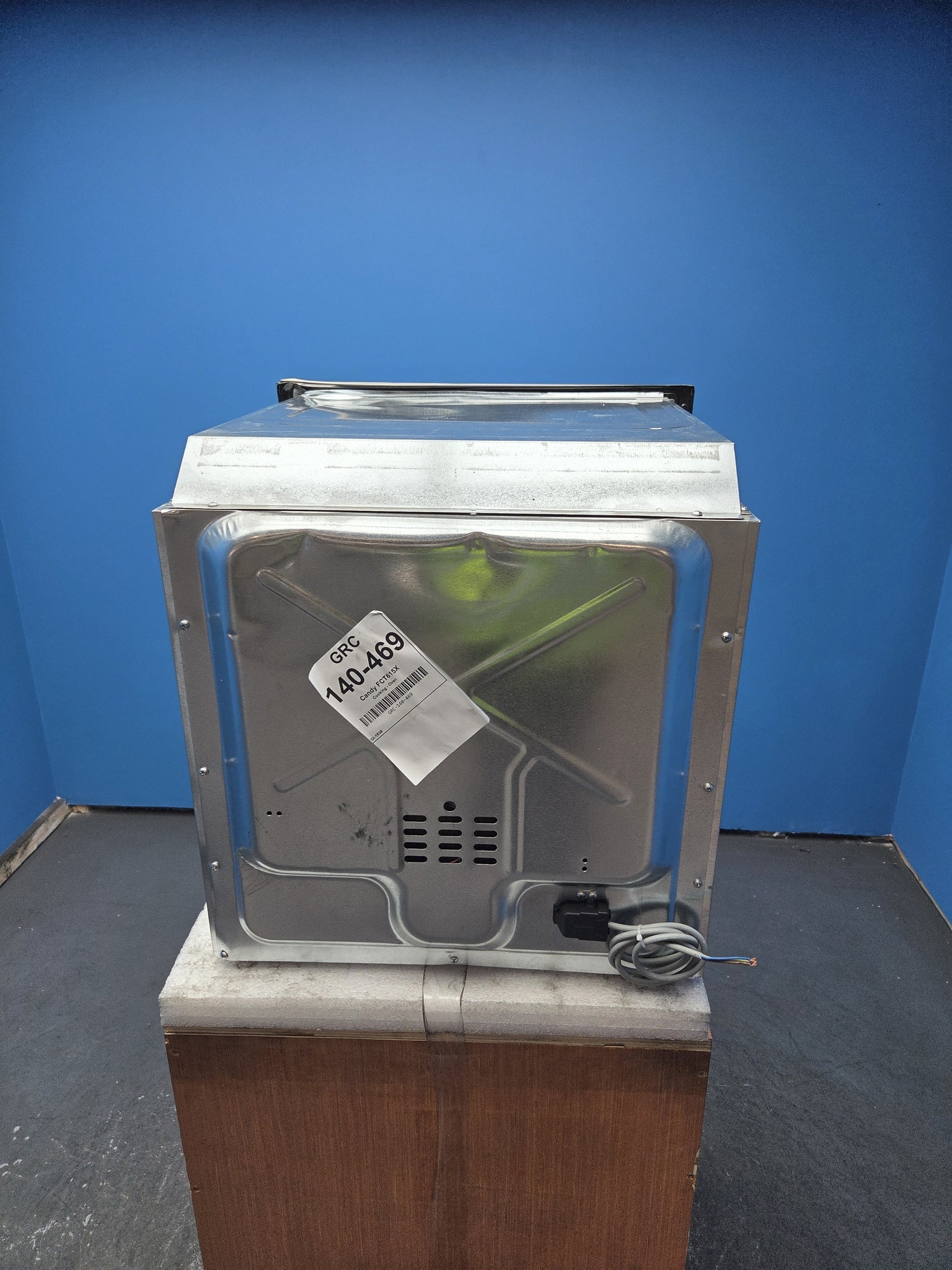 Candy FCT615X Built-in 68 Litre Moderna Single Oven