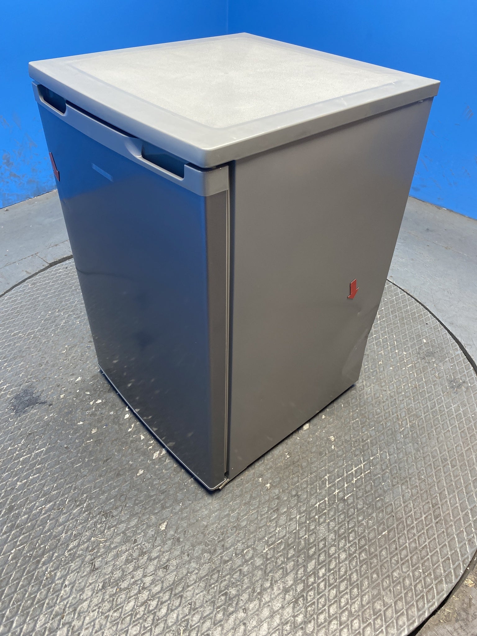 Statesman L255S 113 Litre 55cm Under Counter Fridge