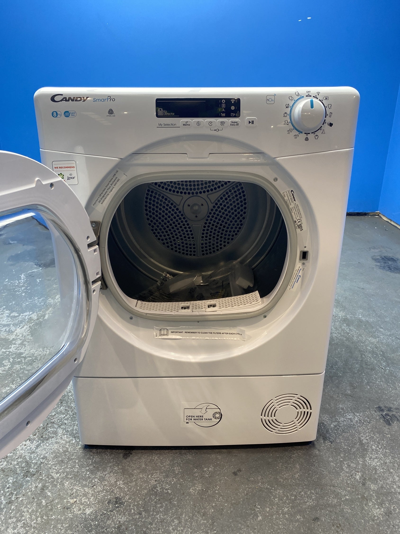 #GRC-154-402 - Candy CSOEC8DG 8kg Condenser Smart Tumble Dryer