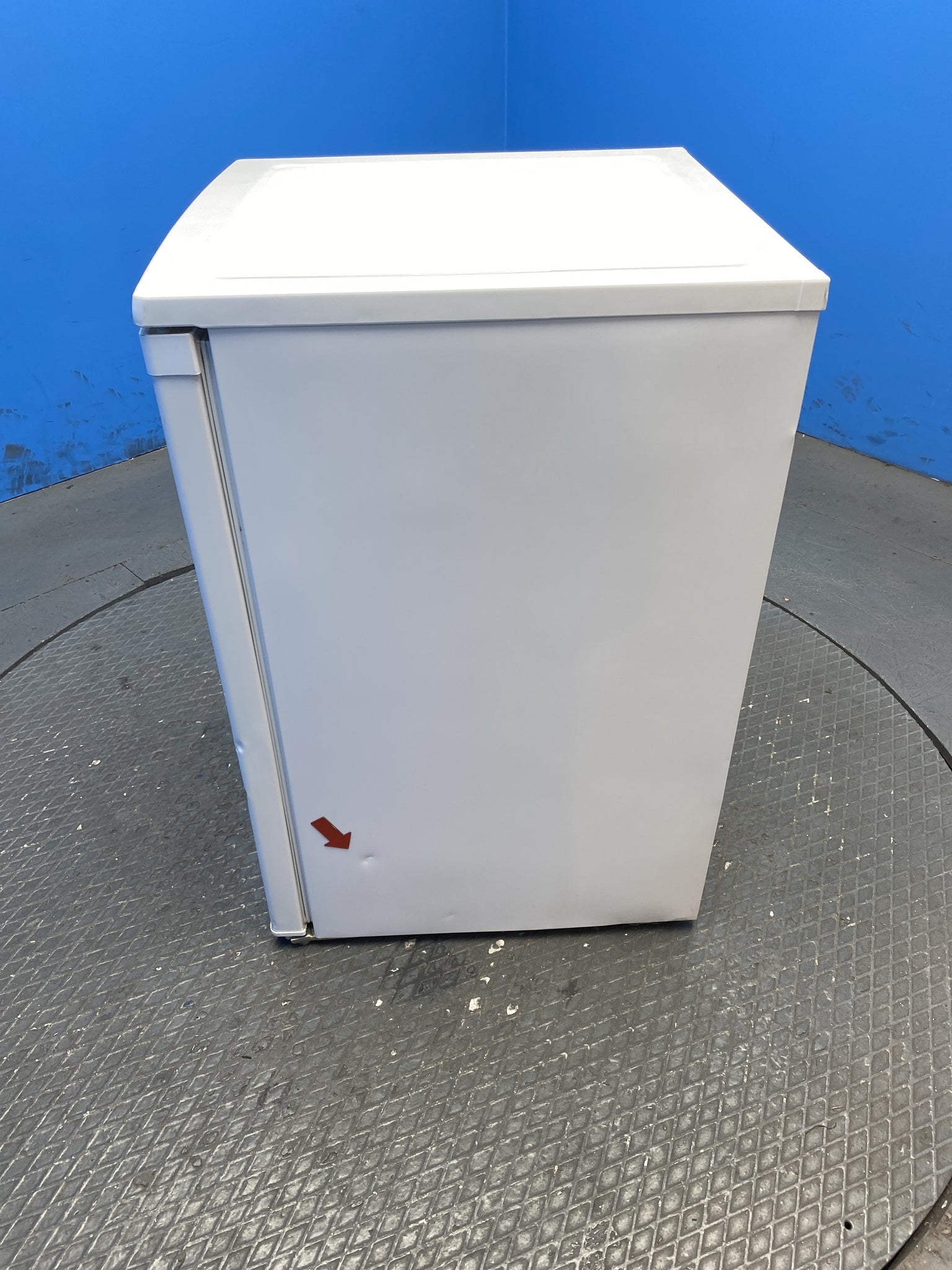 Igenix IG255W 136 Litre Under Counter Fridge