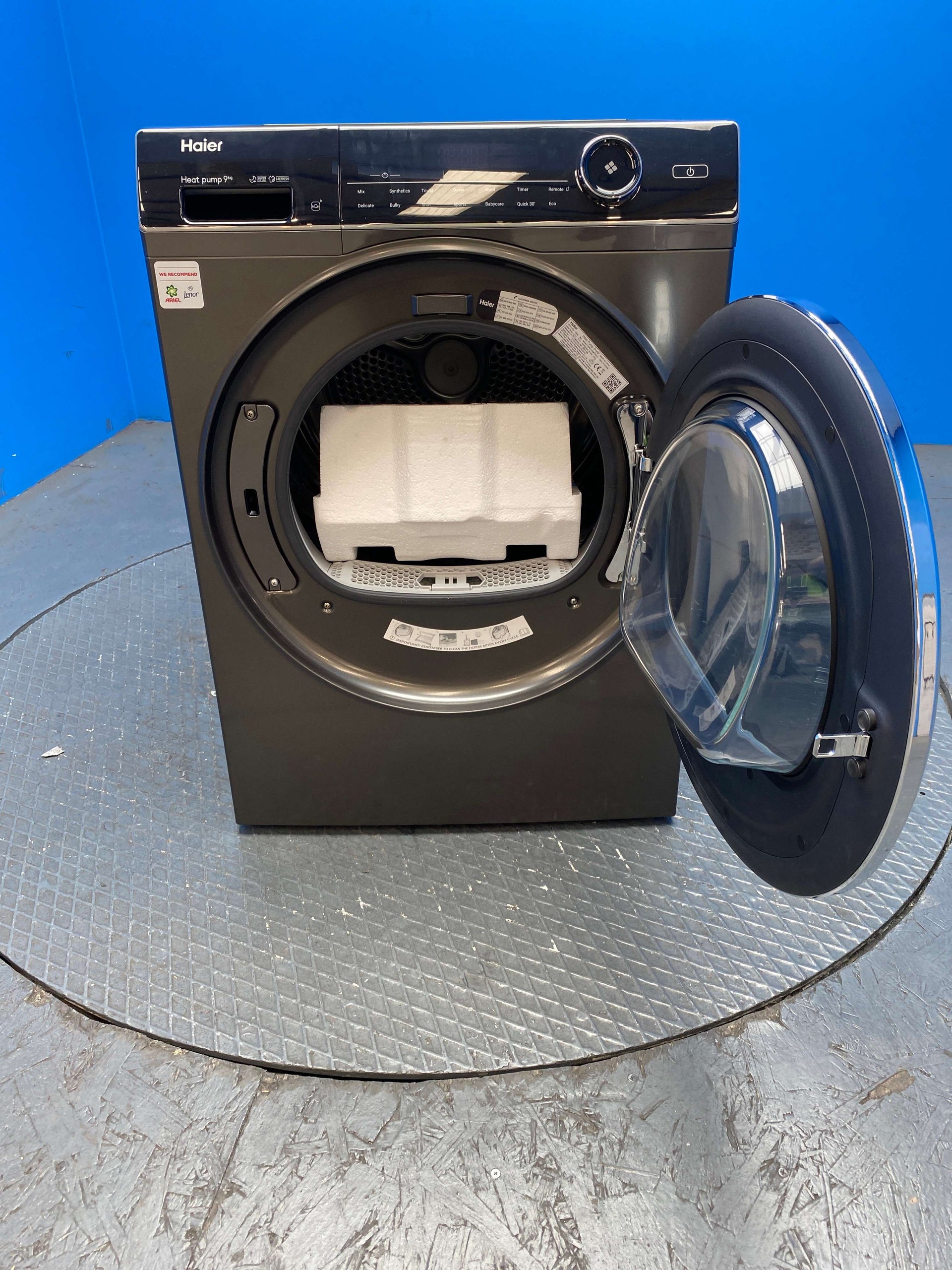 Haier HD90-A3Q979SU1 9kg Heat Pump Tumble Dryer