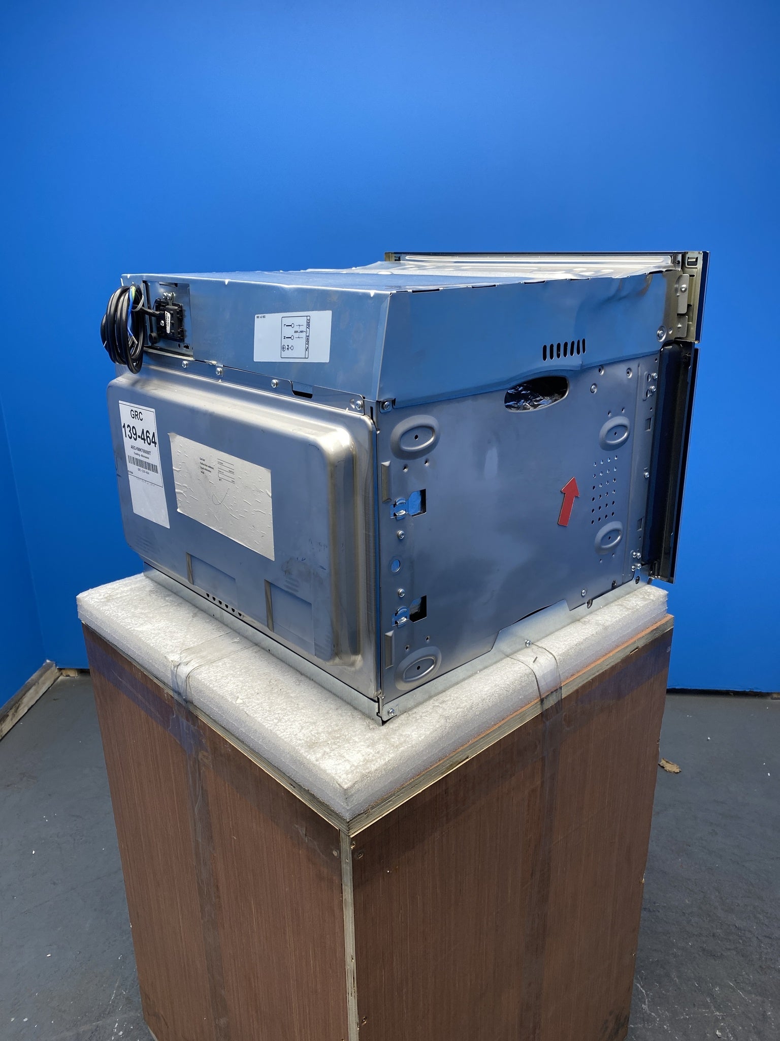 AEG KMK768080T 43 L CombiQuick Built-In Microwave Oven