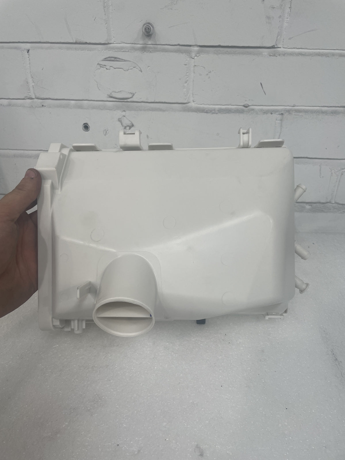 #GRC-157-548 - Samsung WD11DG5B15BB Washing Machine Detergent Dispenser Housing