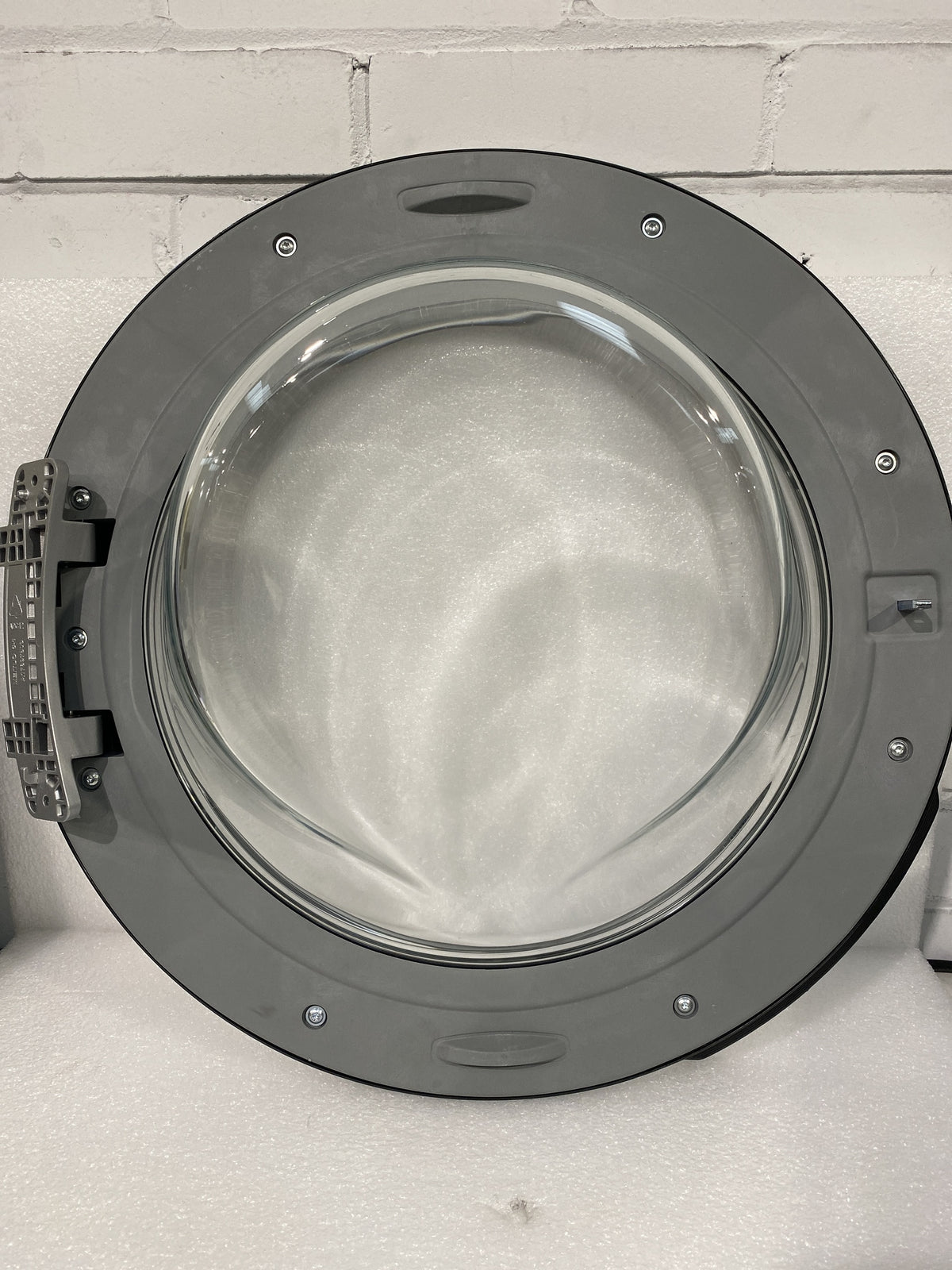 #GRC-156-249 - AEG LFSR95146WS Washing Machine Door