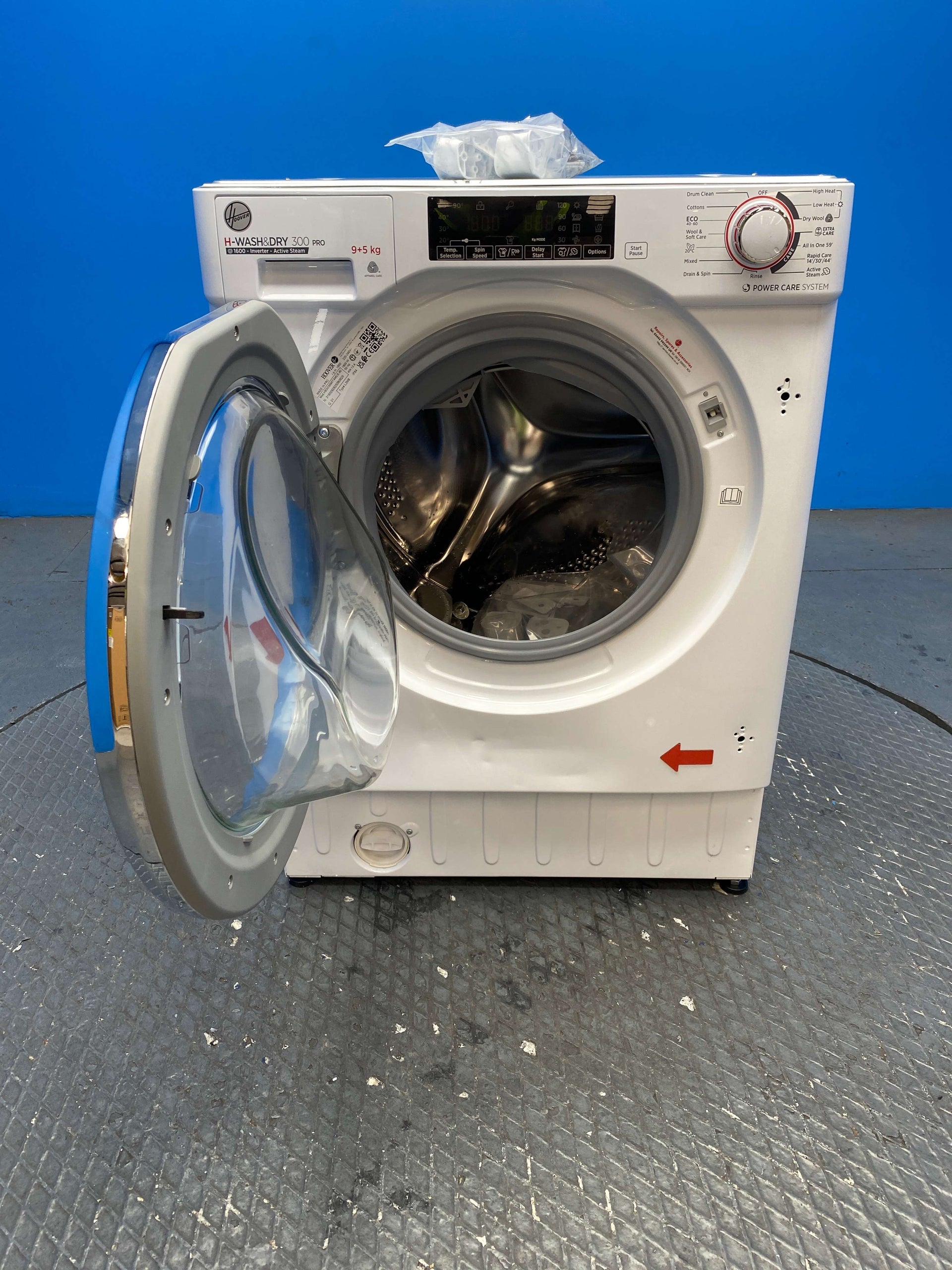 Hoover HBDOS695TAMCE Built In 9kg / 5kg 1600 Spin Washer Dryer