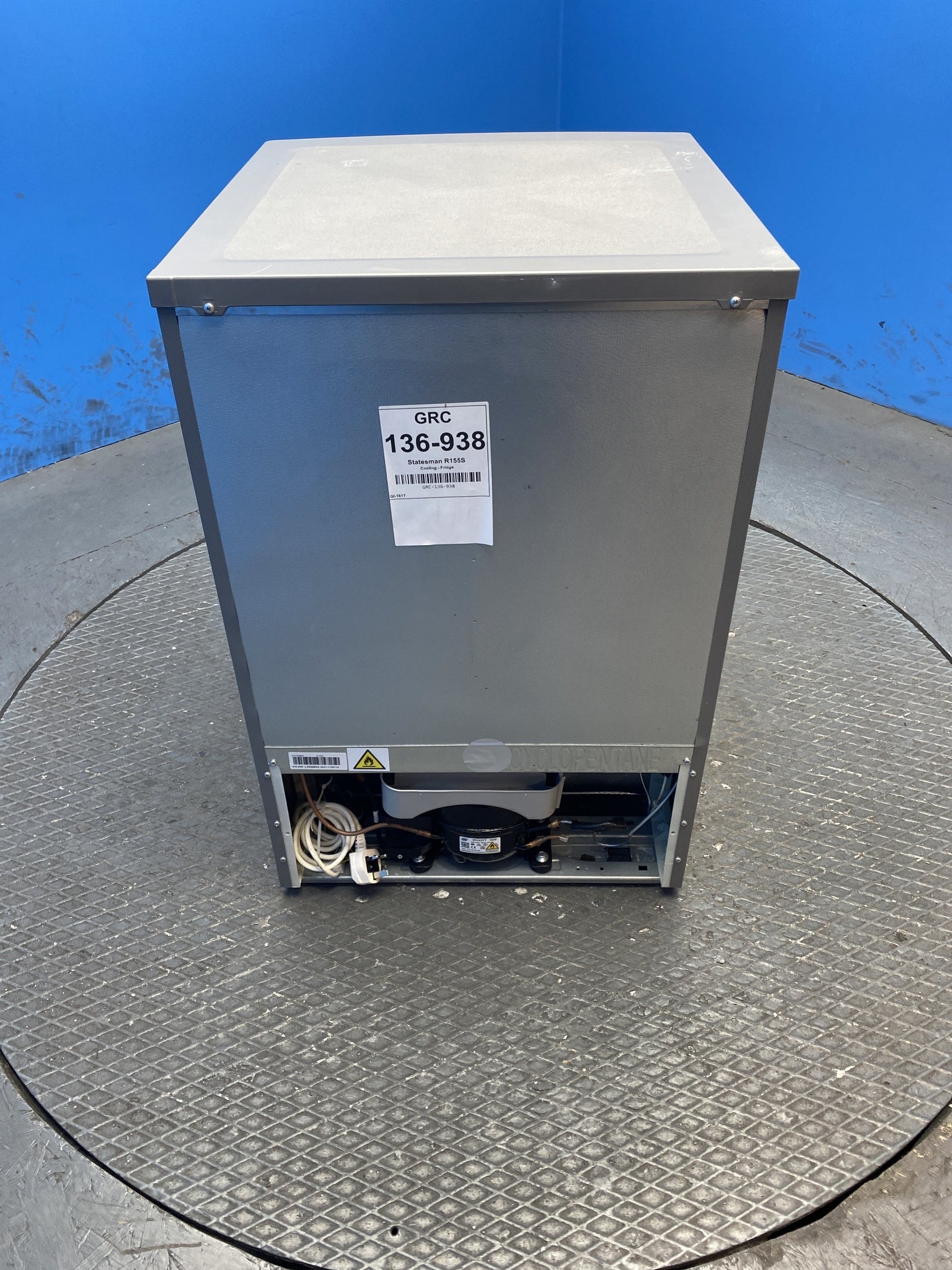 Statesman R155S 55cm Under Counter Fridge