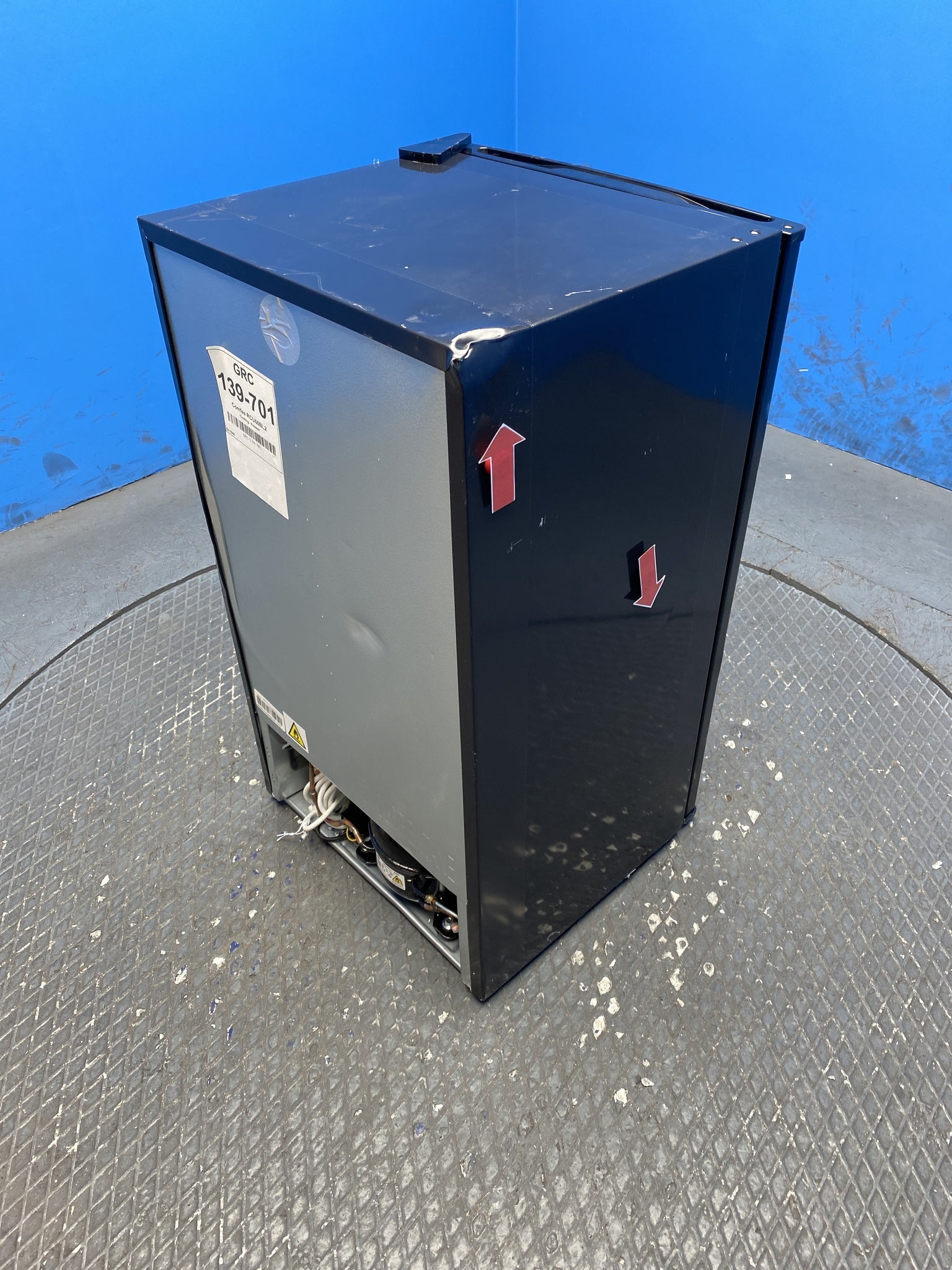 COMFEE RCU60BL2UK(E) 60L Under Counter Freezer