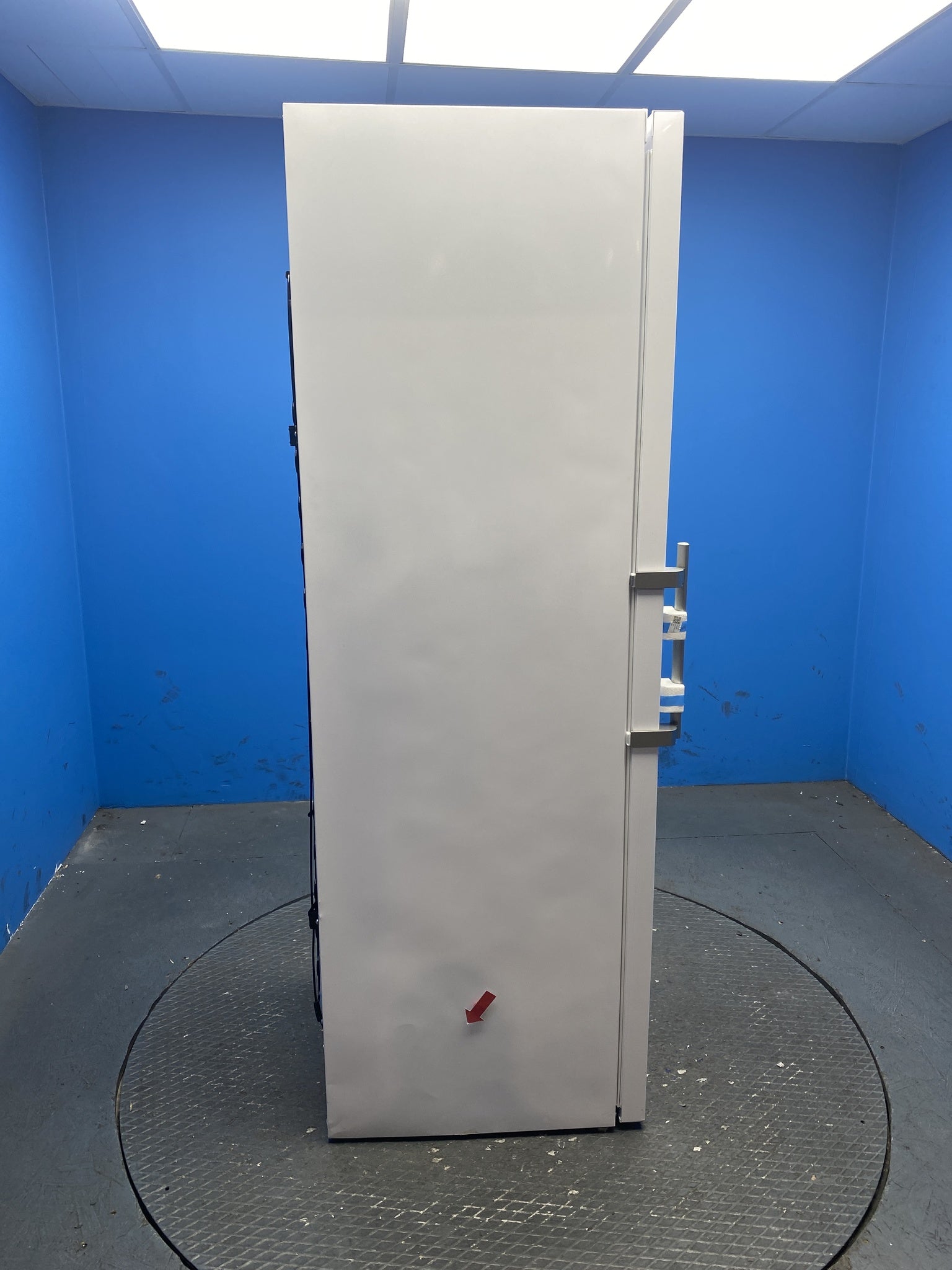 AEG 7000 Series ORK7M391EW 390L MultiFlow Freestanding Larder Fridge